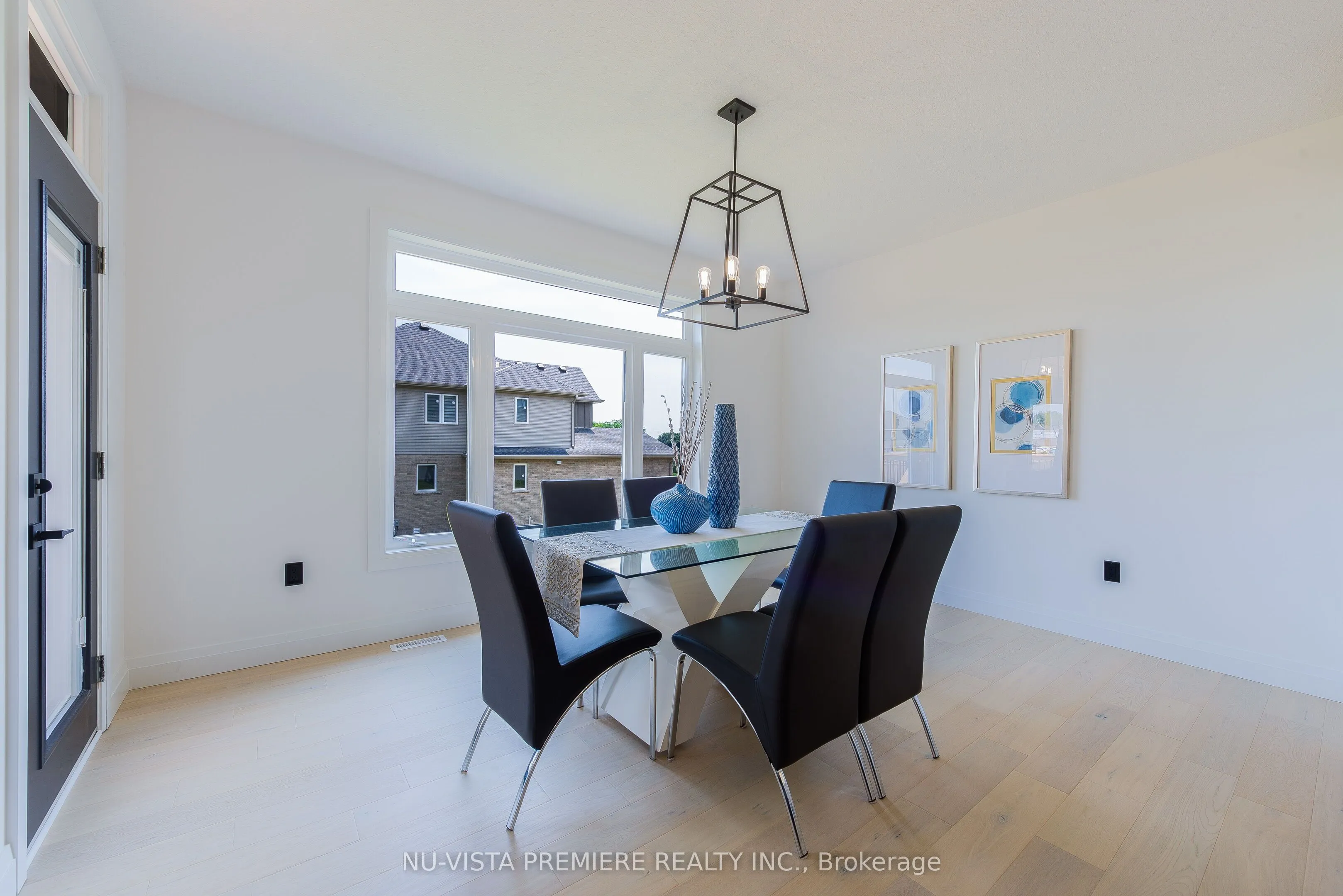 28 Basil Crescent