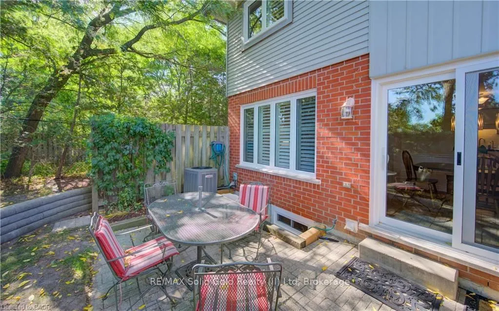 89 Woolwich Street, #12