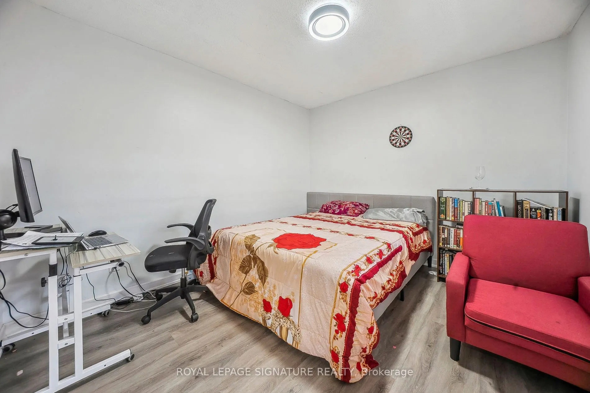 90 Tisdale Street S