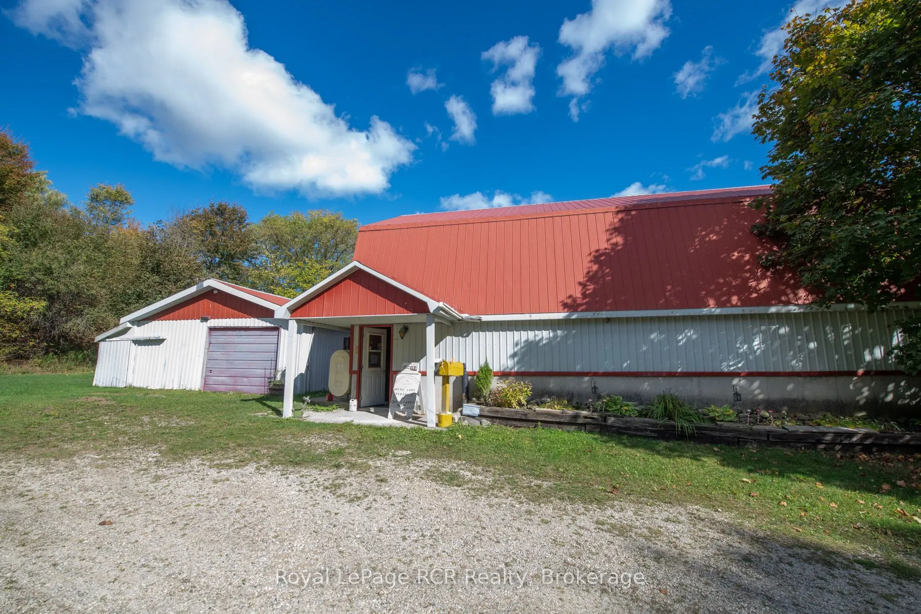 84211 SOUTHGATE ROAD 08 Road E