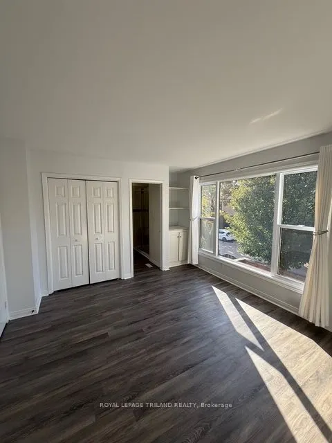 770 Fanshawe Park Road E, #22