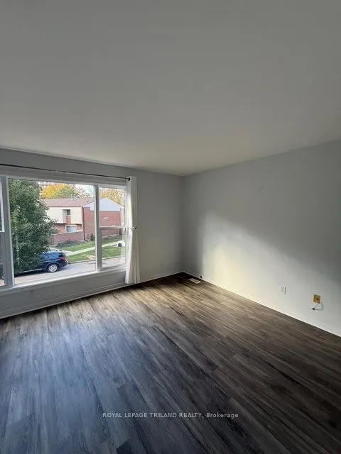 770 Fanshawe Park Road E, #22
