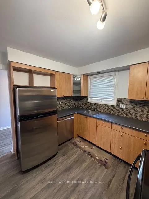 770 Fanshawe Park Road E, #22