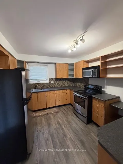 770 Fanshawe Park Road E, #22
