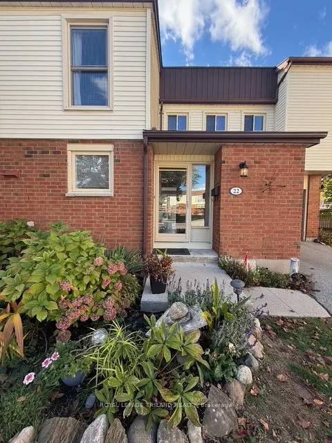 770 Fanshawe Park Road E, #22