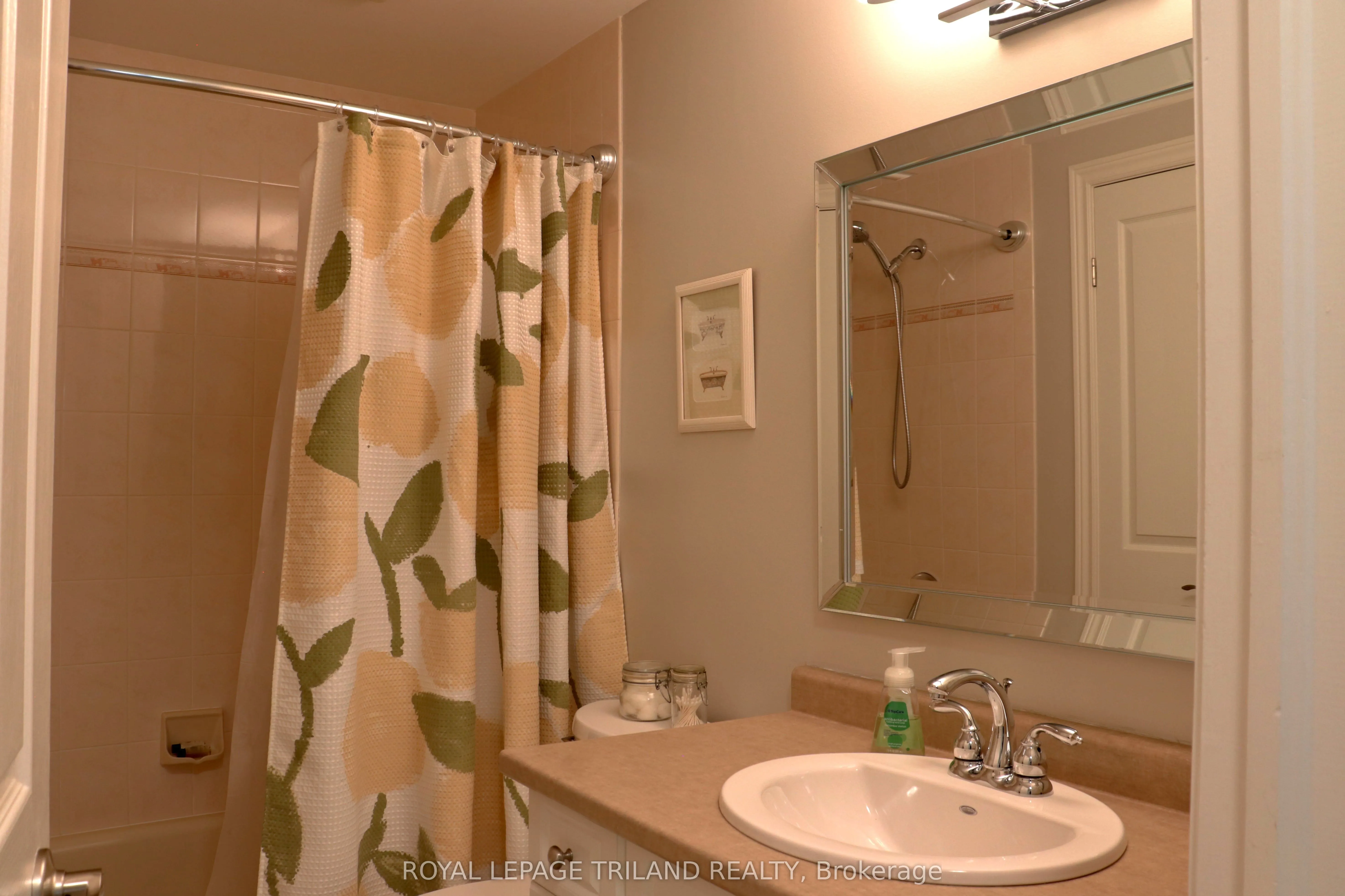 70 Sunnyside Drive, #1