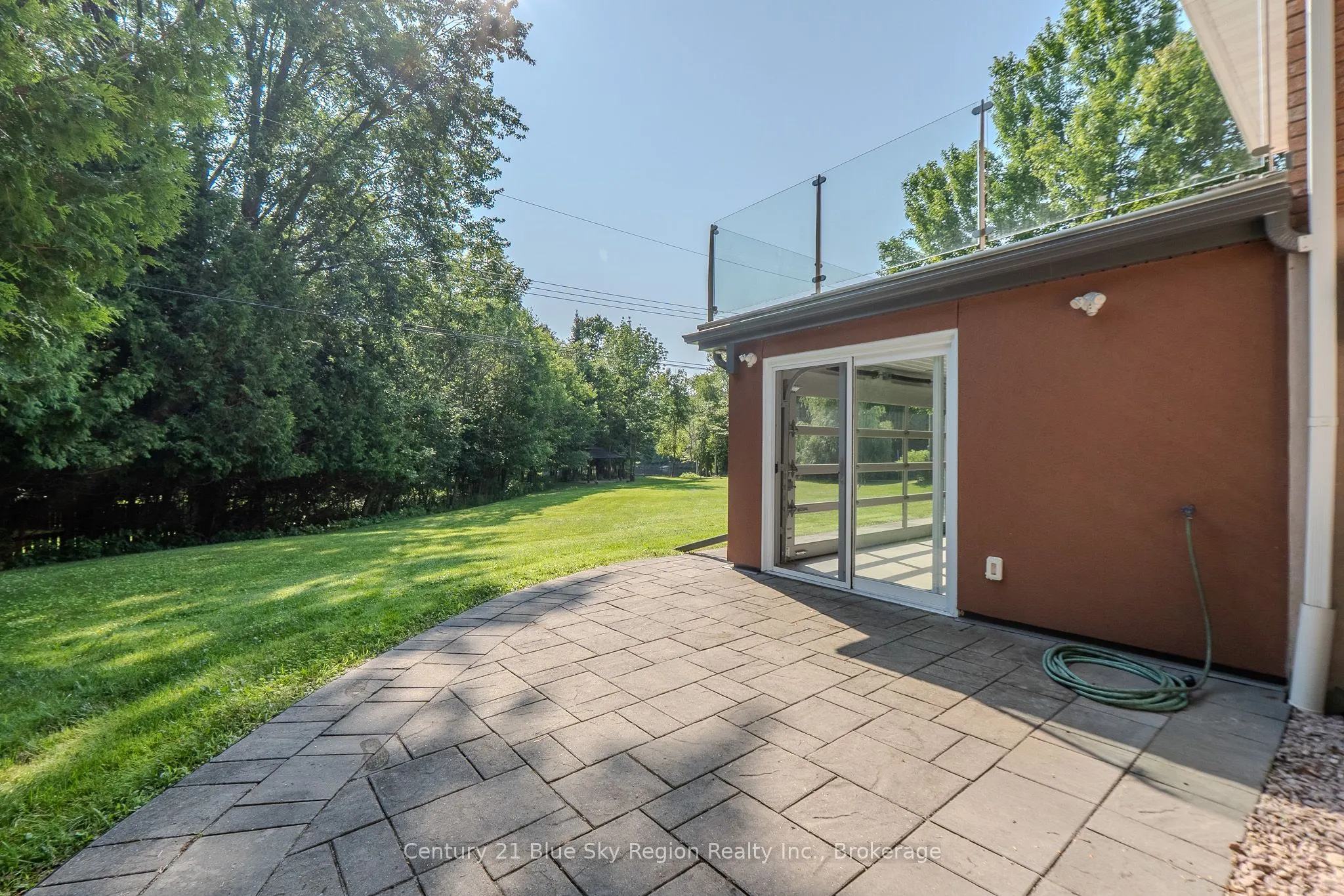 614 Guinevere Court