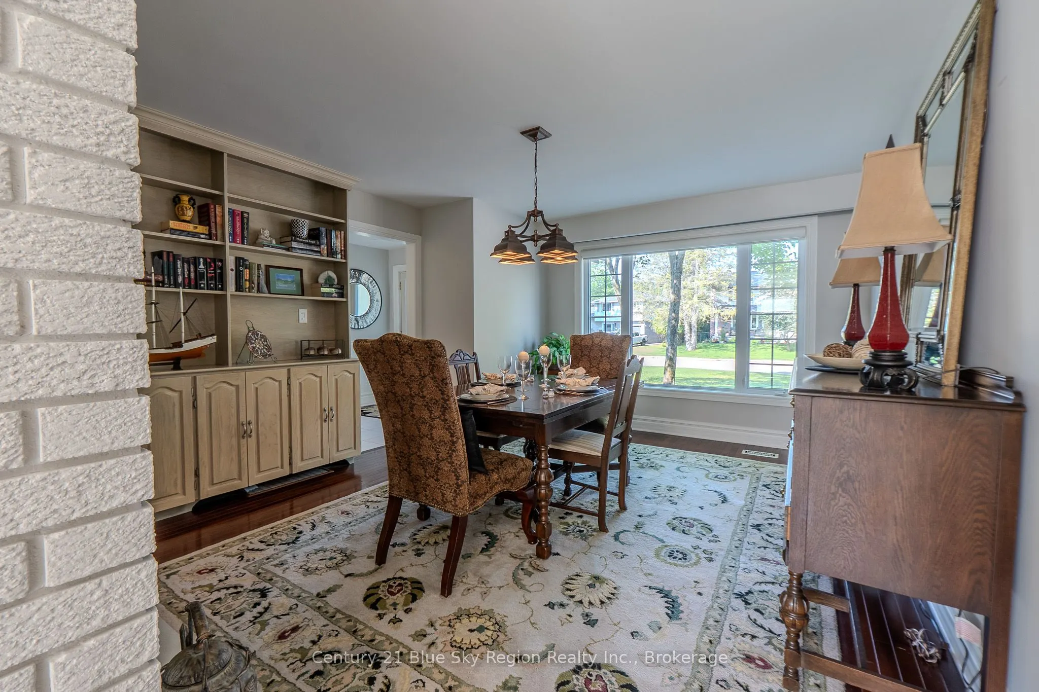 614 Guinevere Court