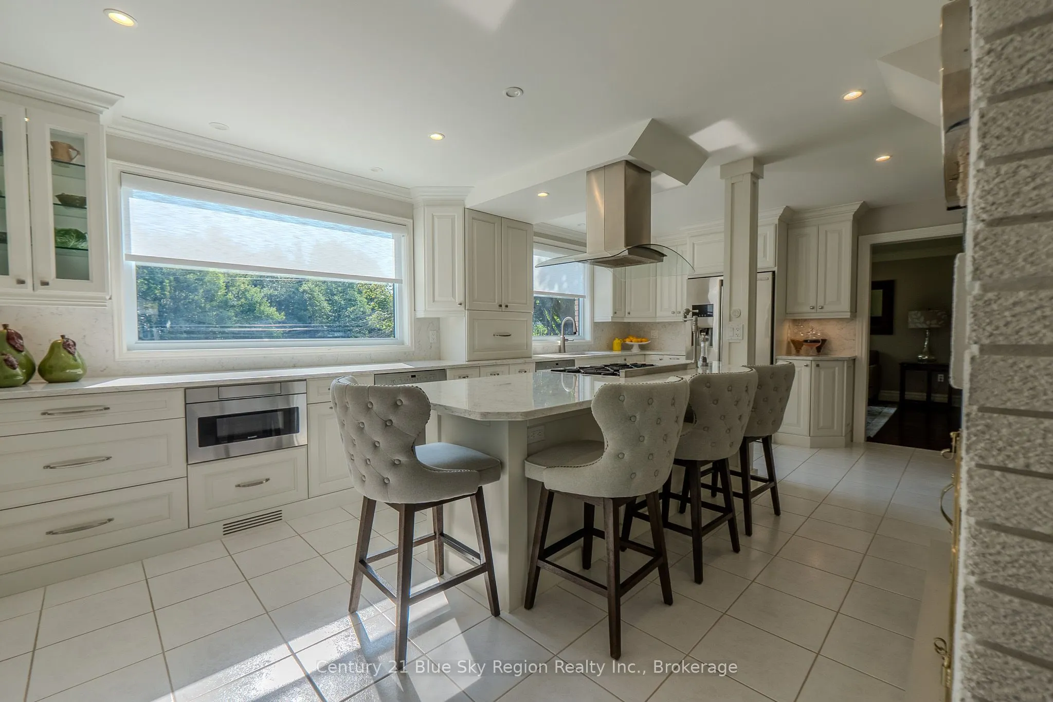 614 Guinevere Court