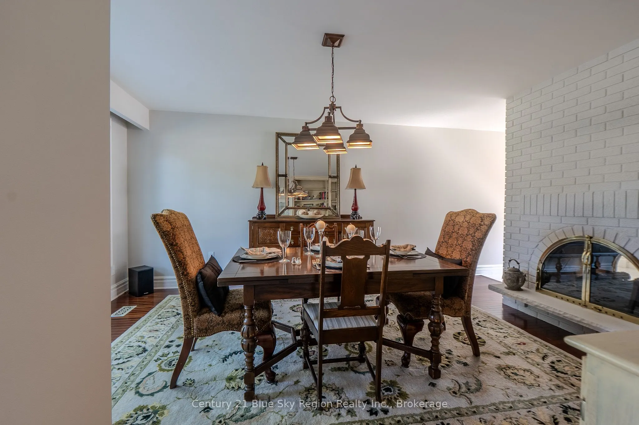 614 Guinevere Court