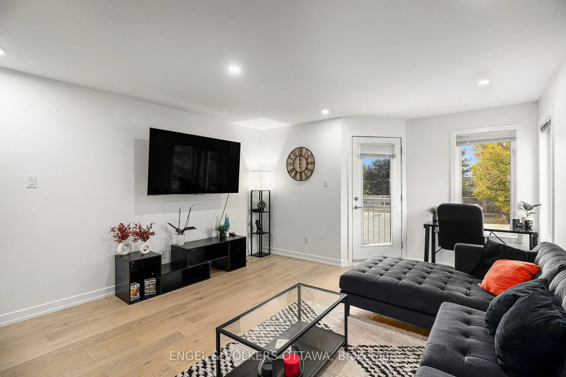 4522 Innes Road, #D