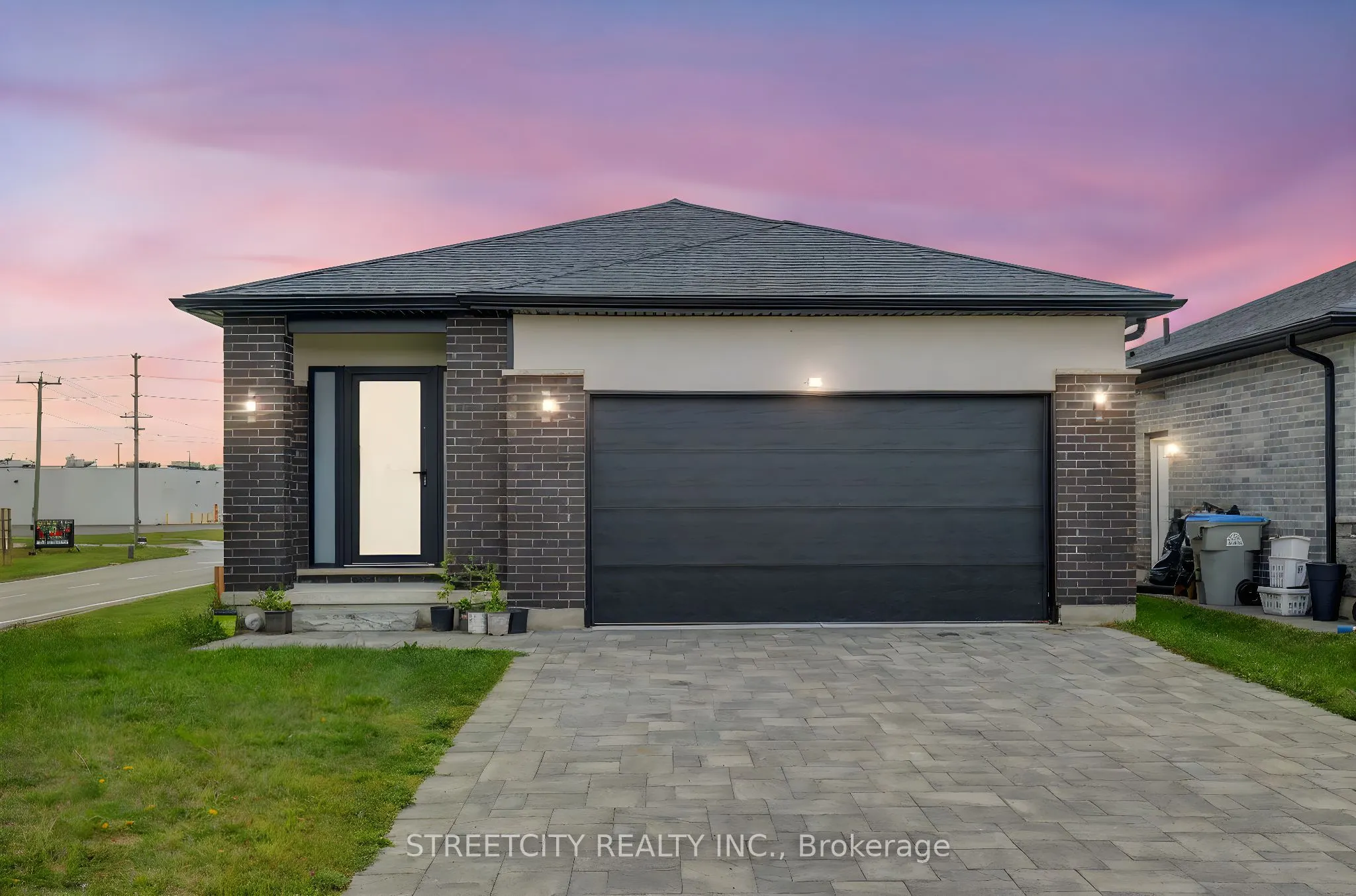 42 Alexander Circle