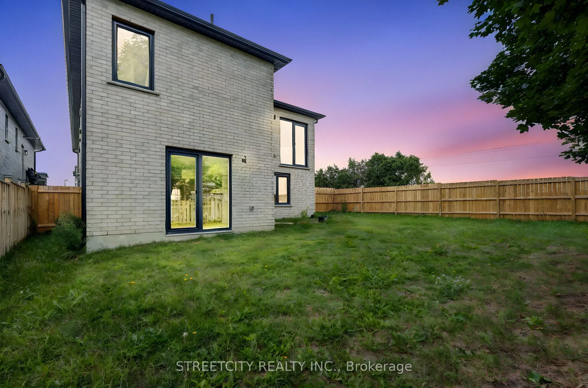 42 Alexander Circle