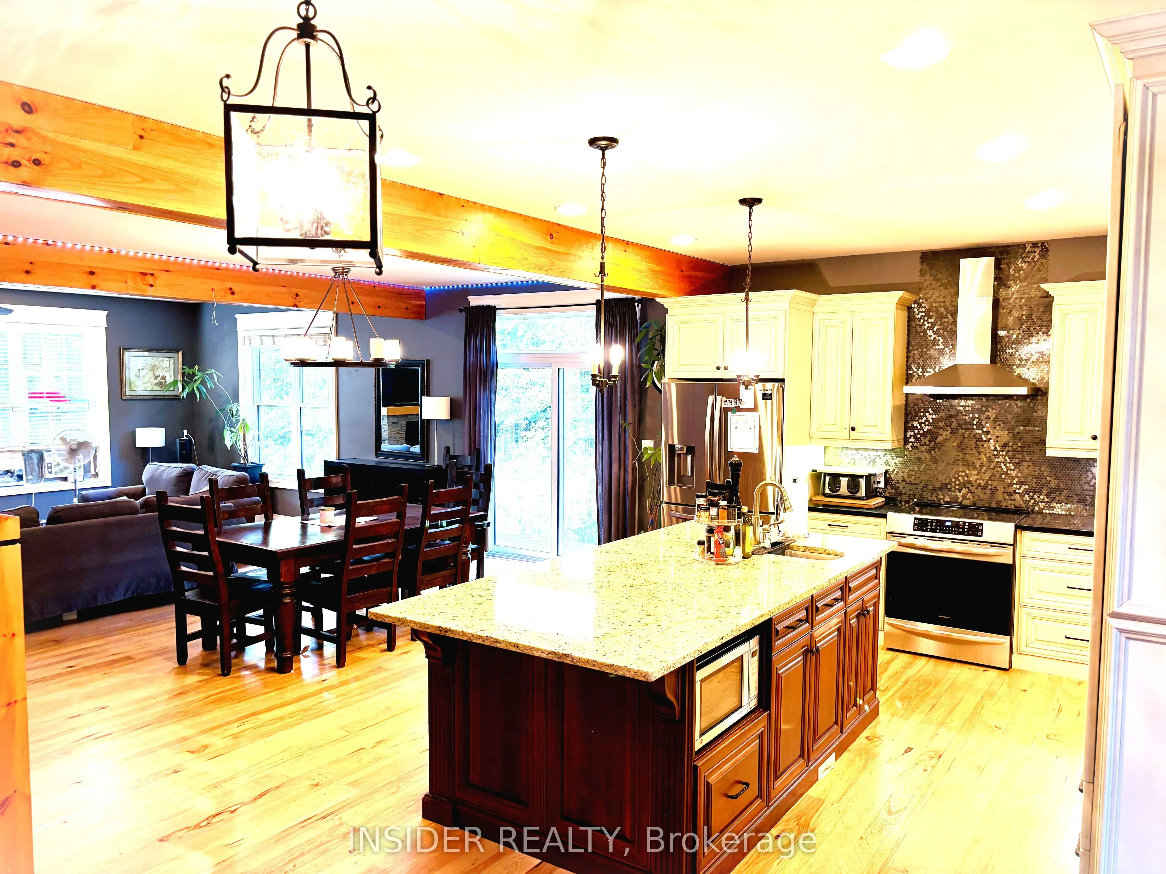 129 Blue Jay Crescent