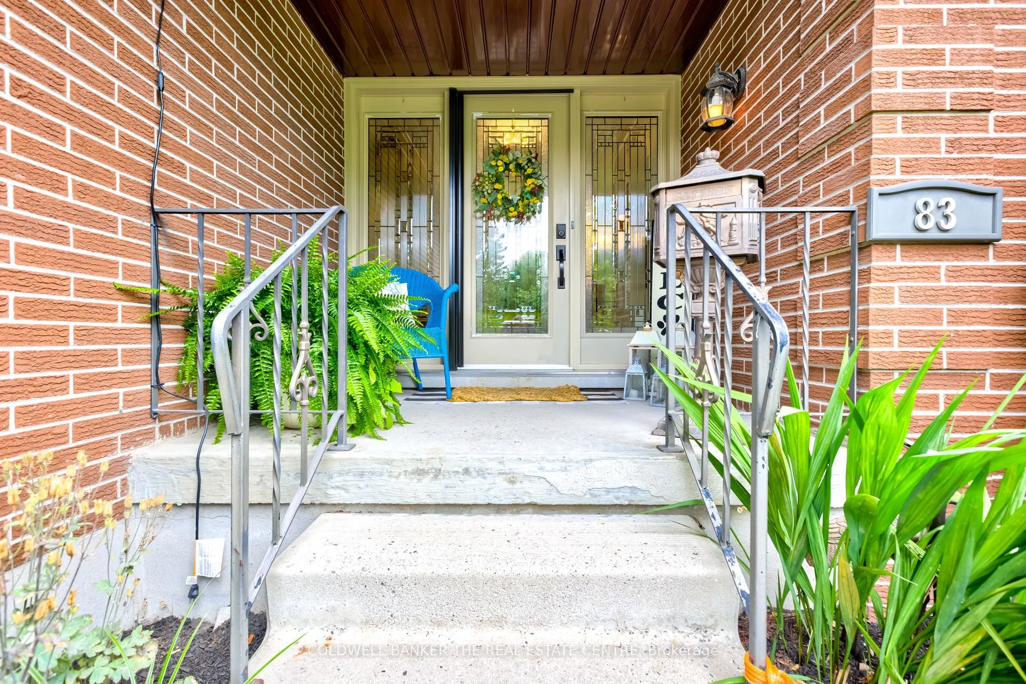 83 Inwood Crescent