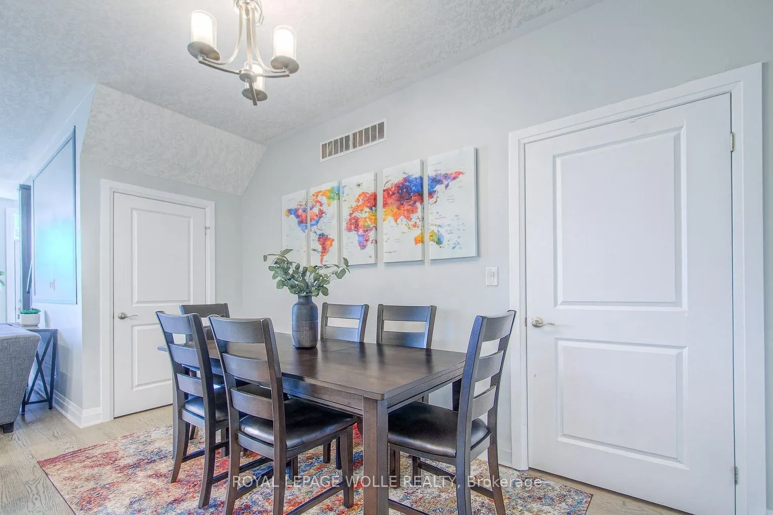 286 Tall Grass Crescent, #15