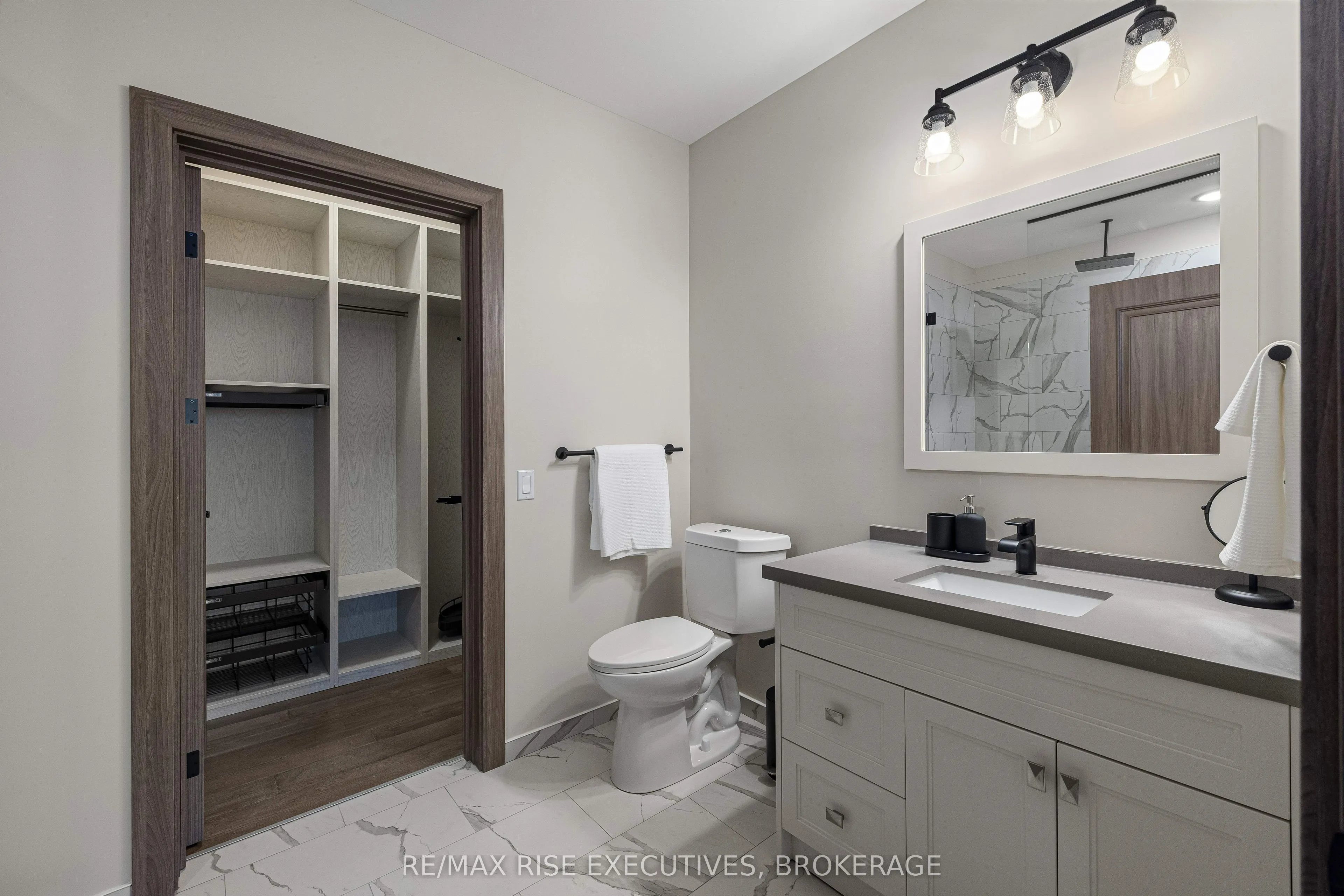 2274 Princess Street, #515