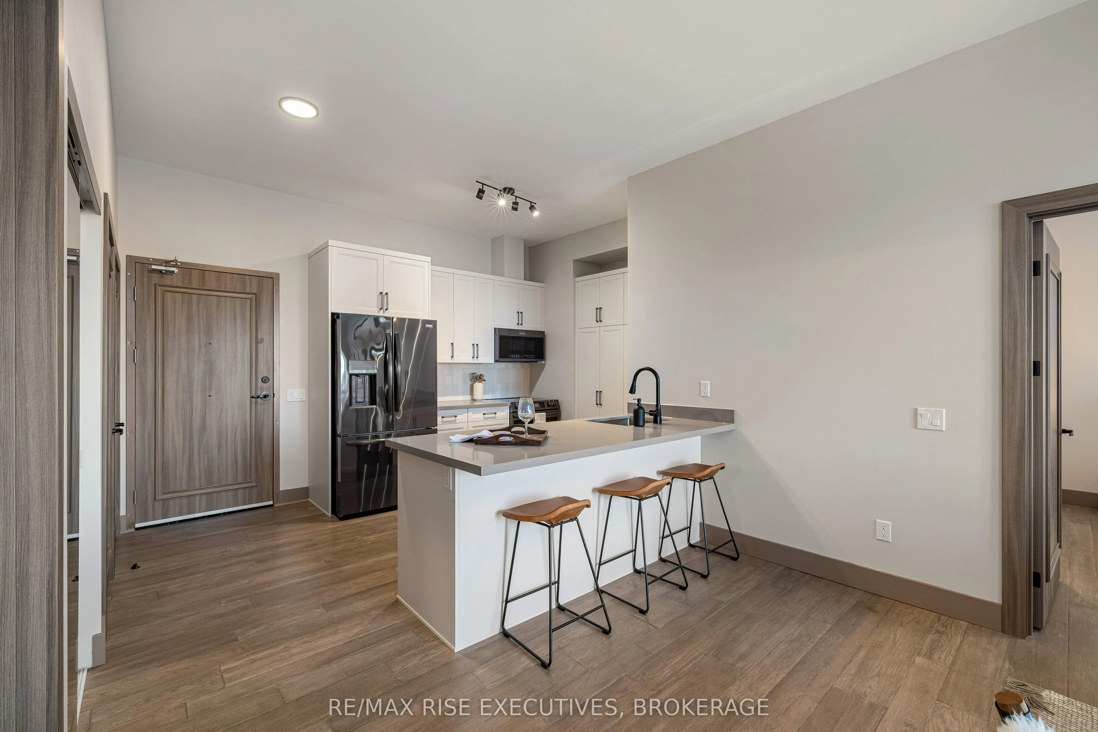 2274 Princess Street, #515