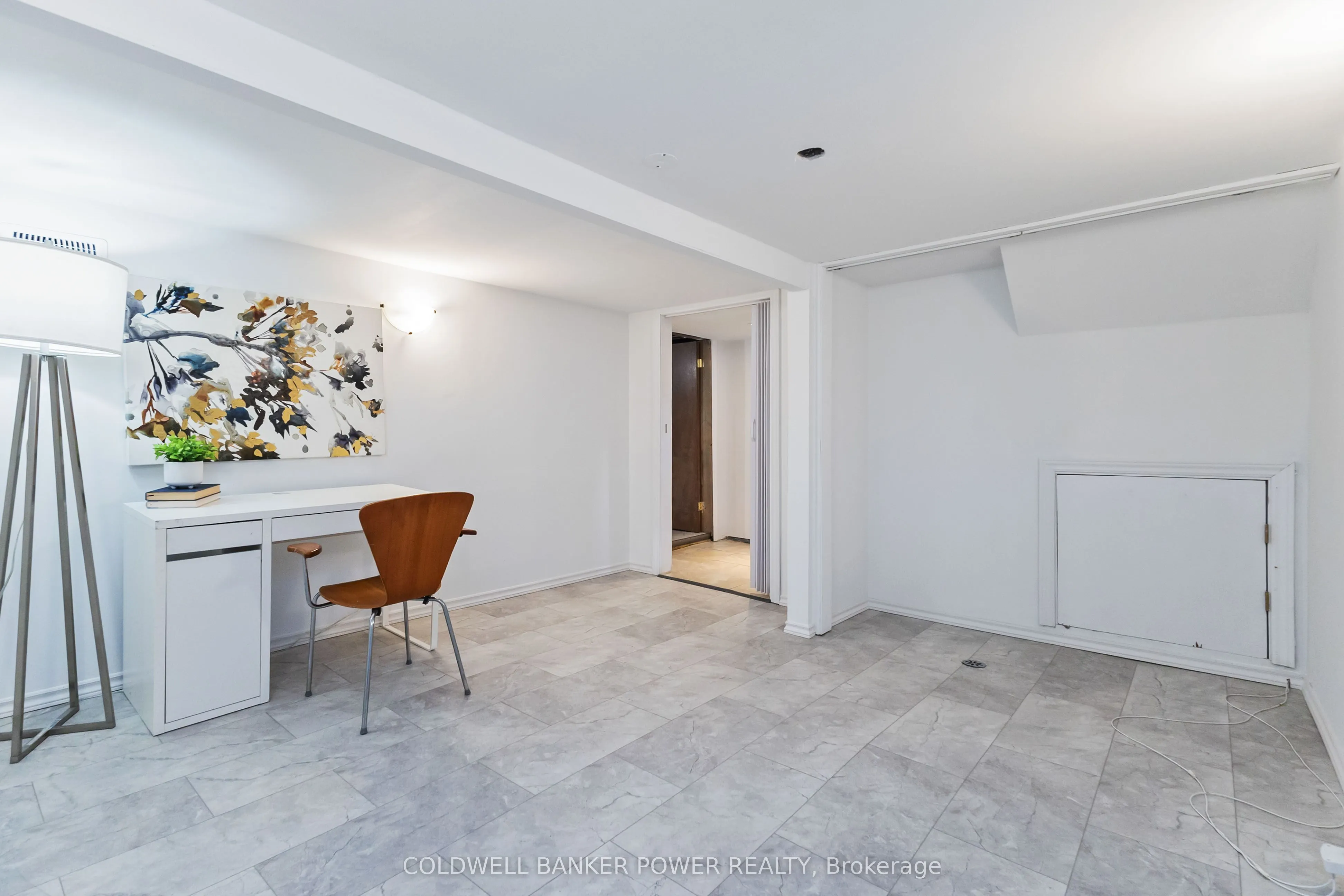 61 Brookside Street