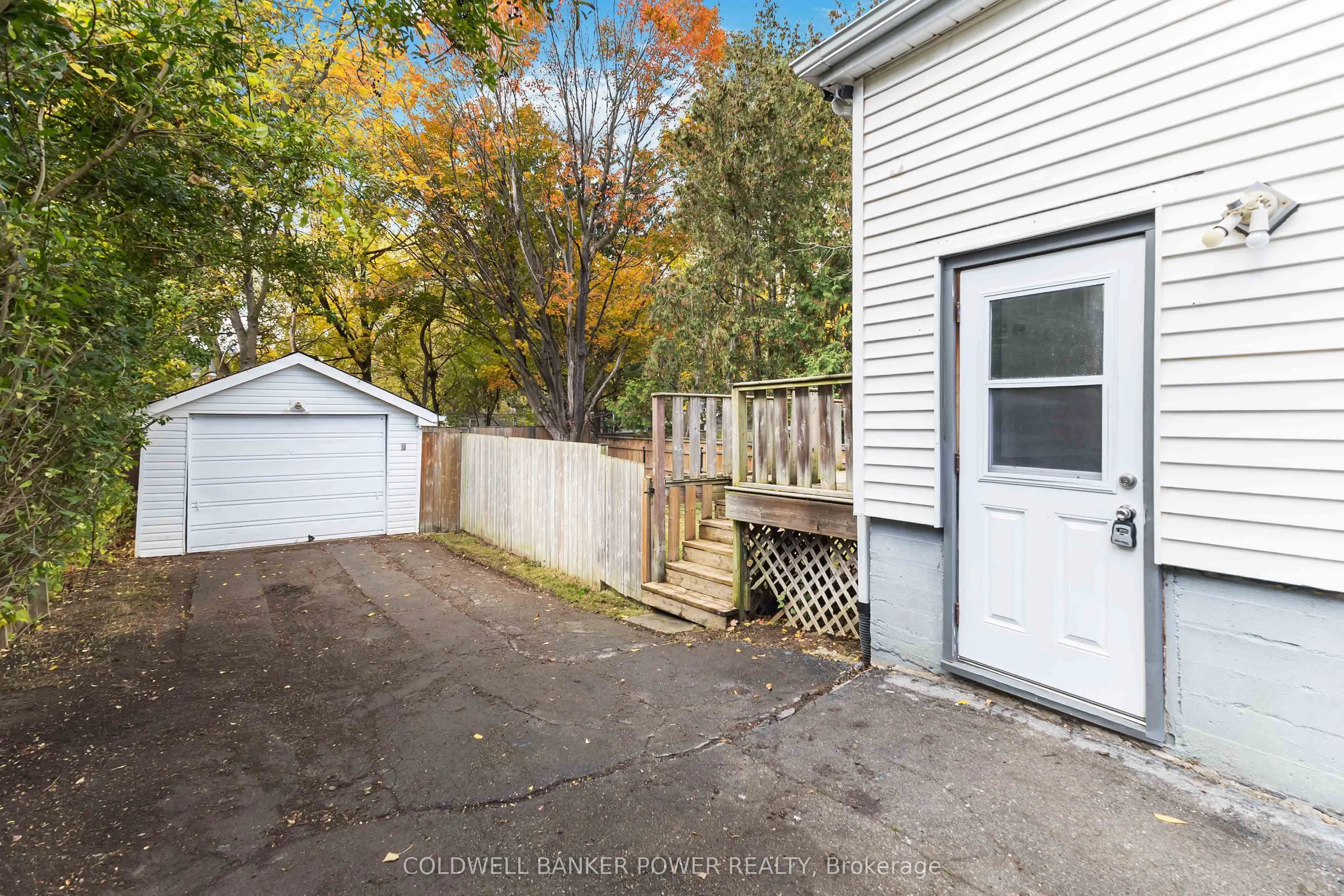 61 Brookside Street