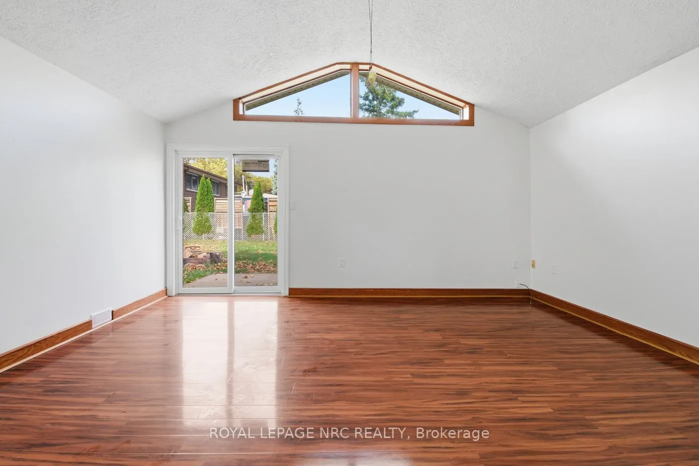 4448 Meadowvale Drive