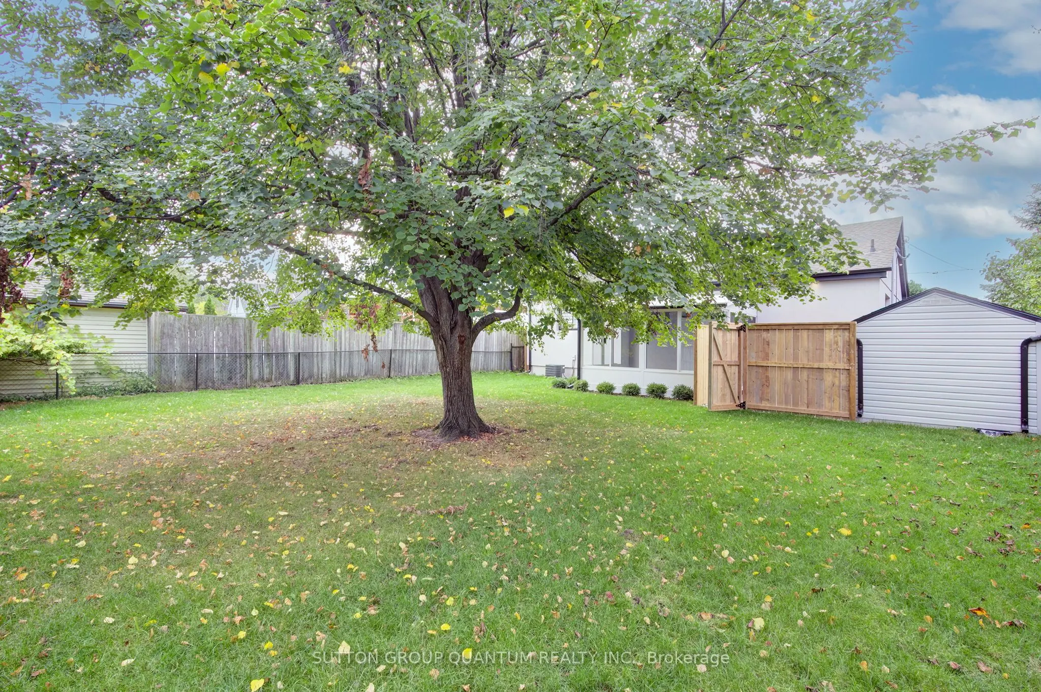 95 South Bend Road E, #Upper Unit