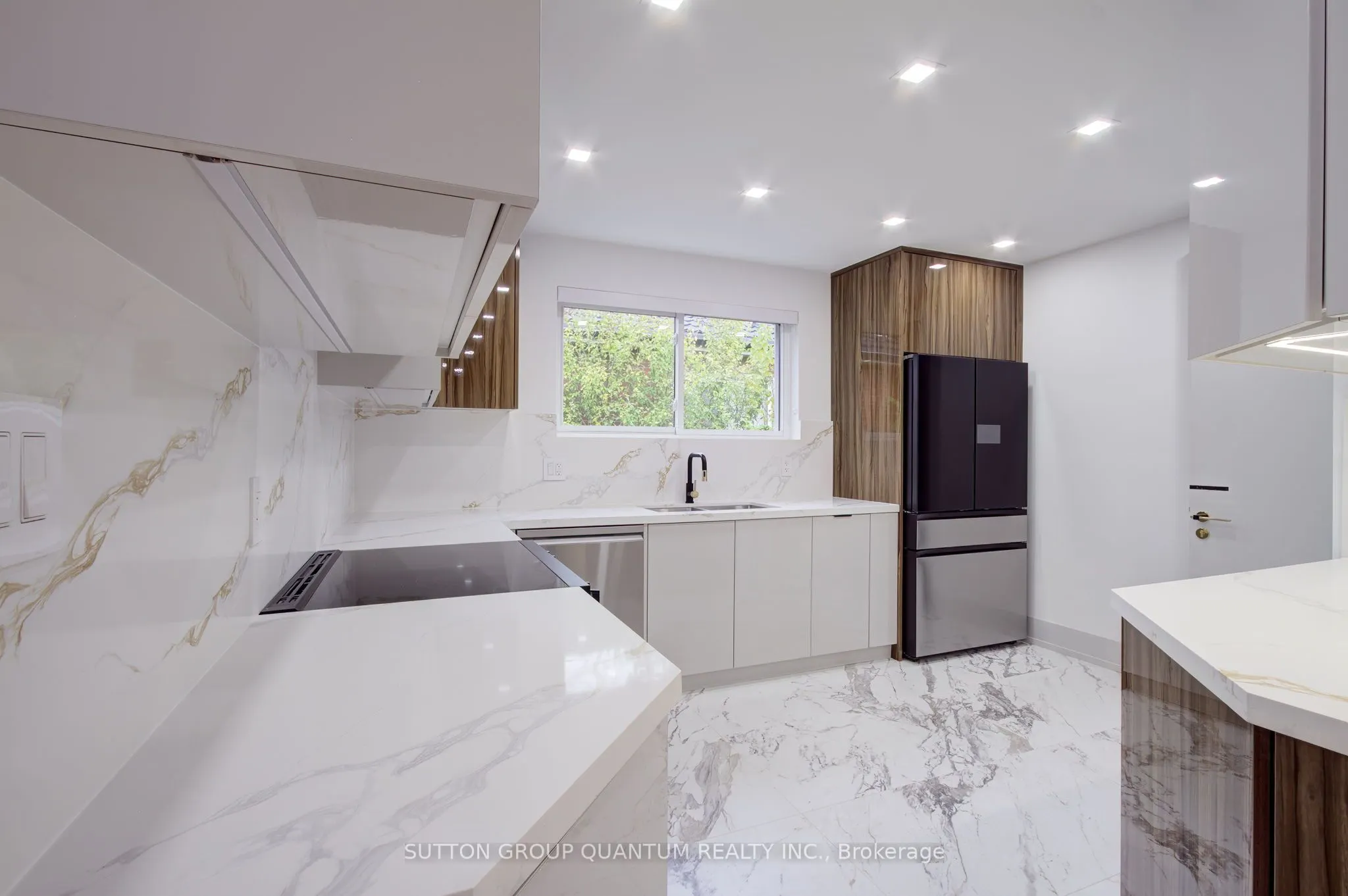 95 South Bend Road E, #Upper Unit