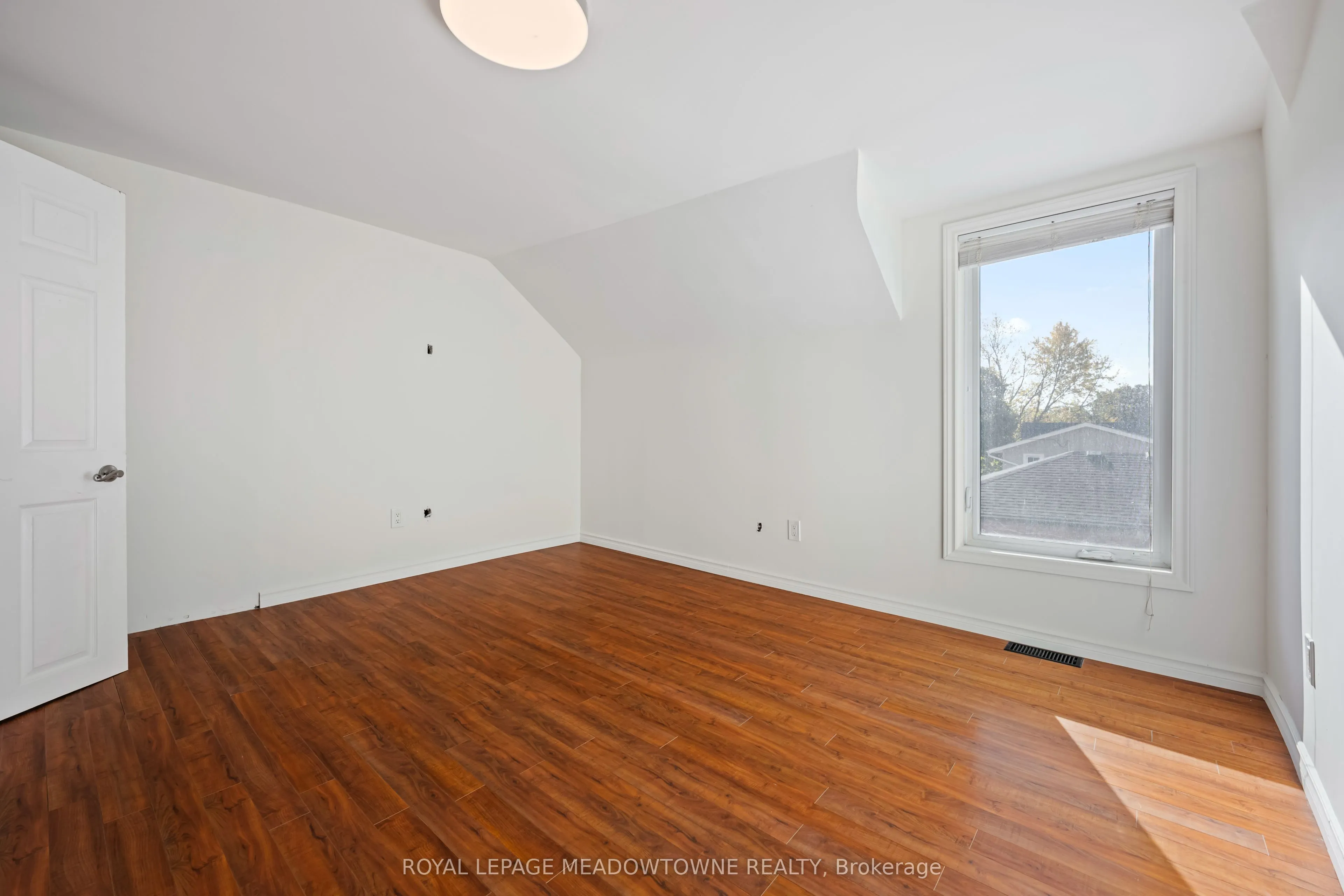 34 Crozier Street