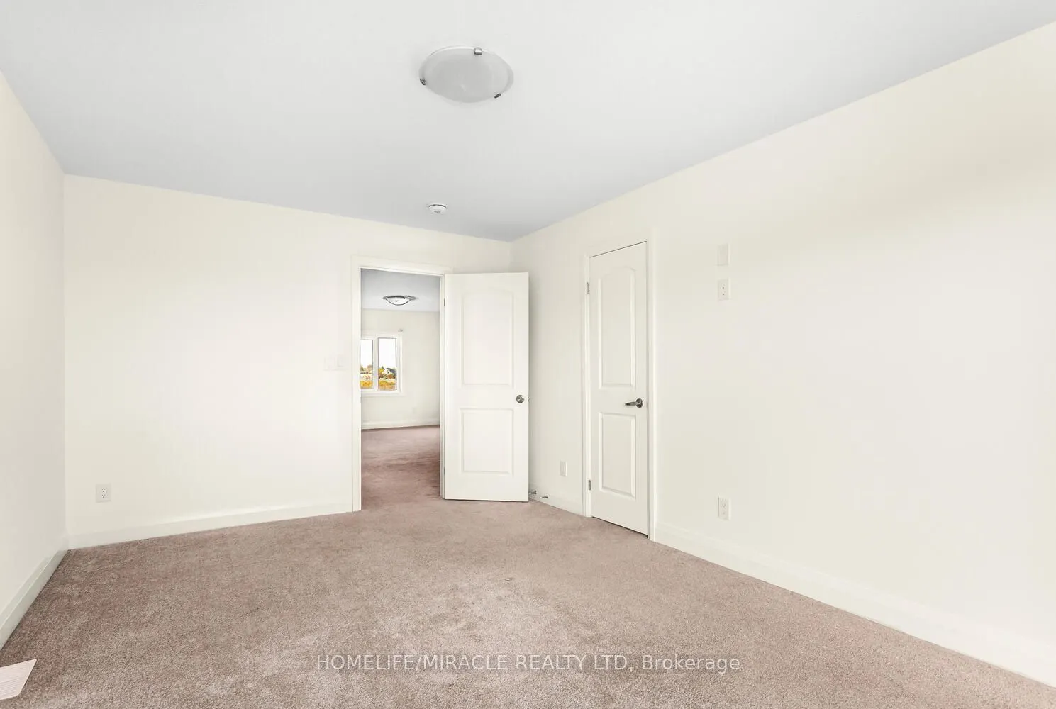 80 Grandville Circle