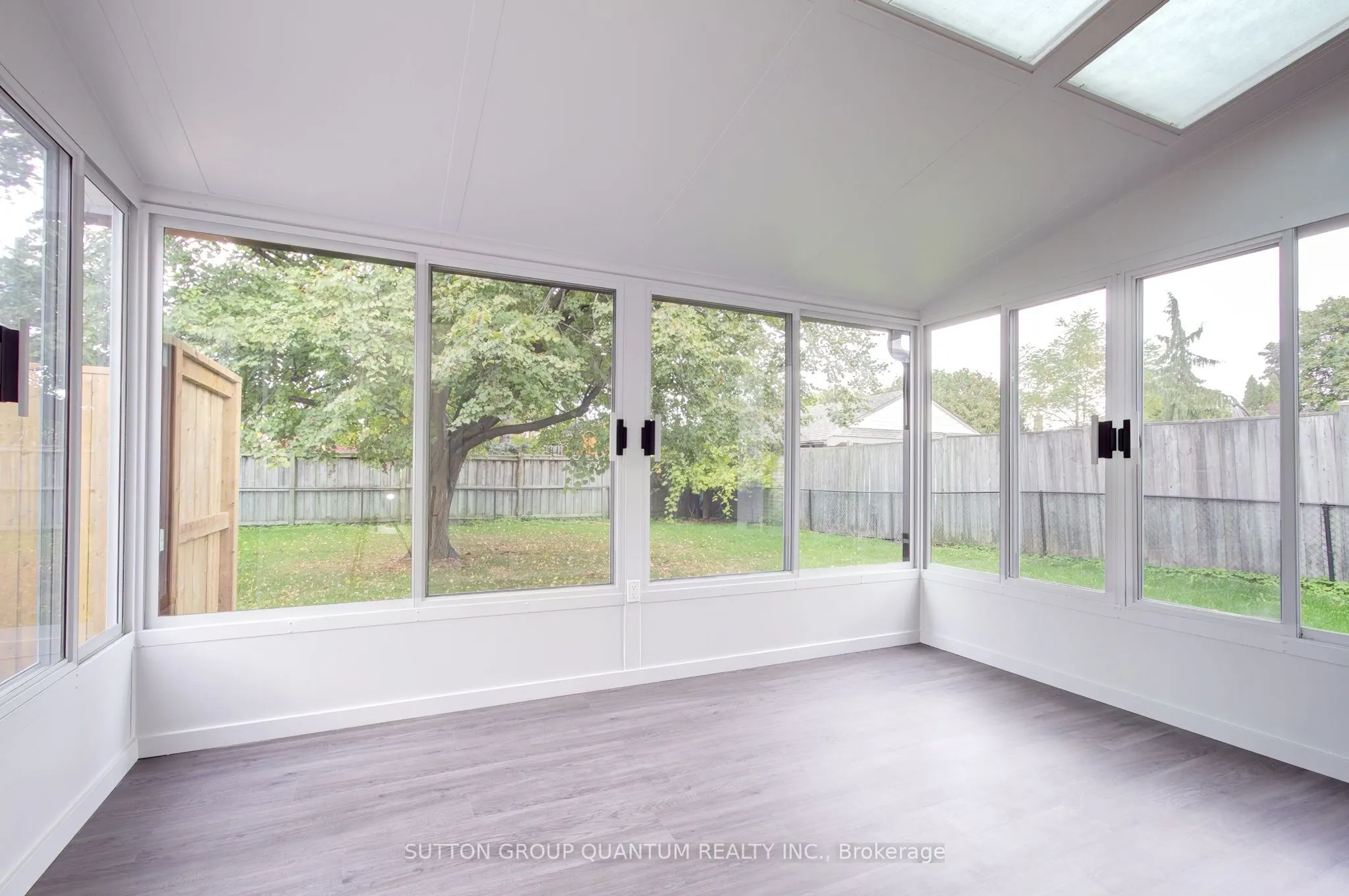 95 South Bend Road E, #Lower Unit