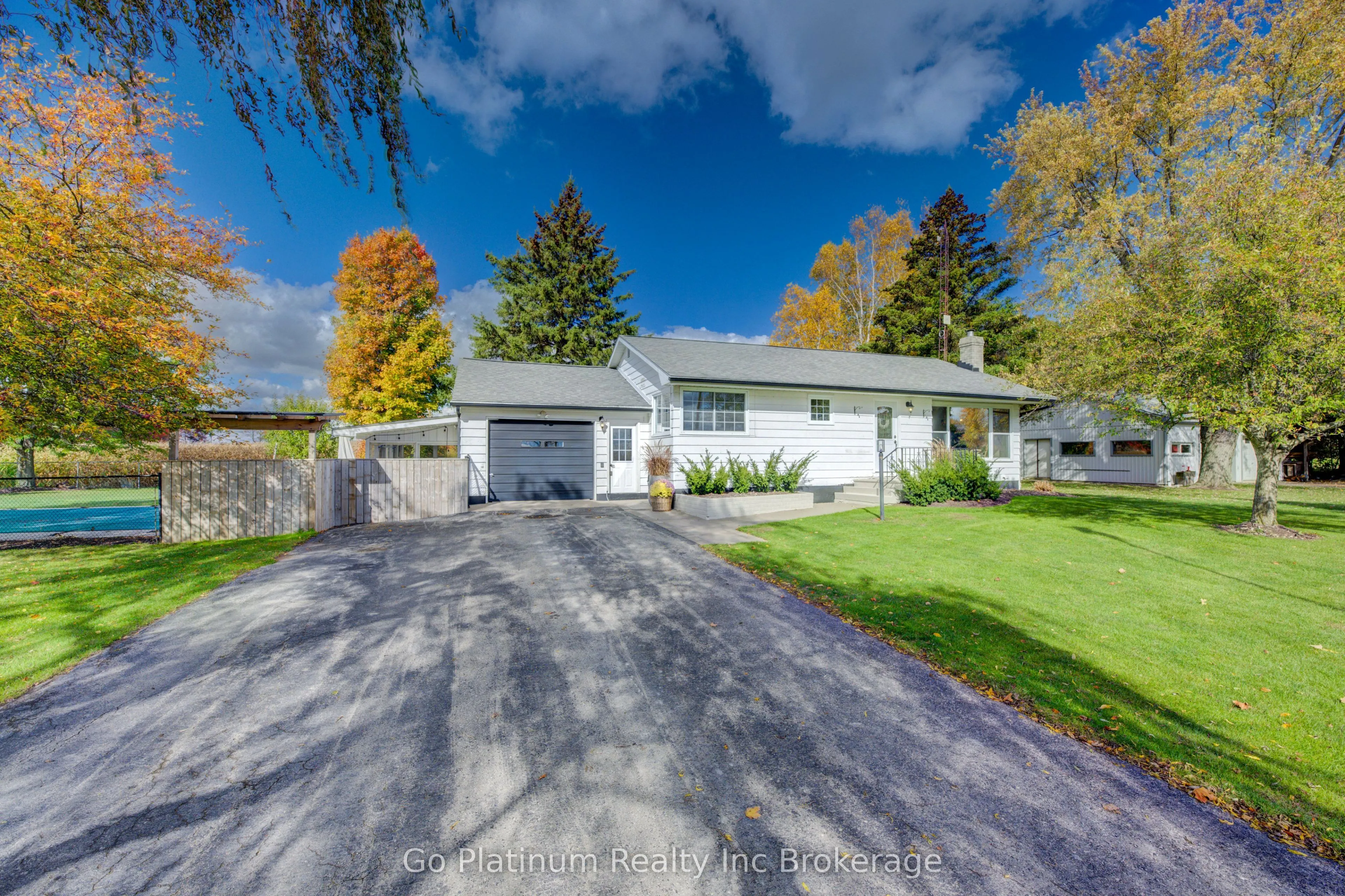 160 Eleventh Concession Road