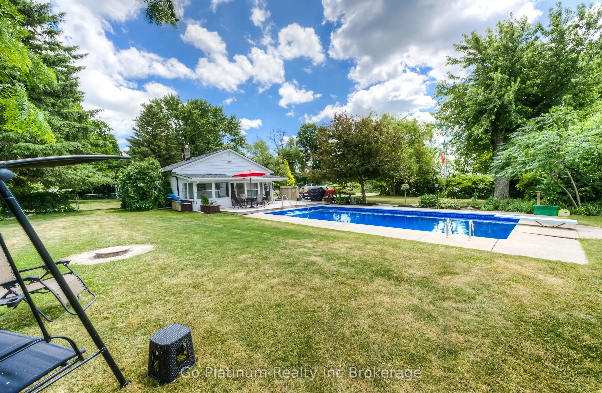 160 Eleventh Concession Road