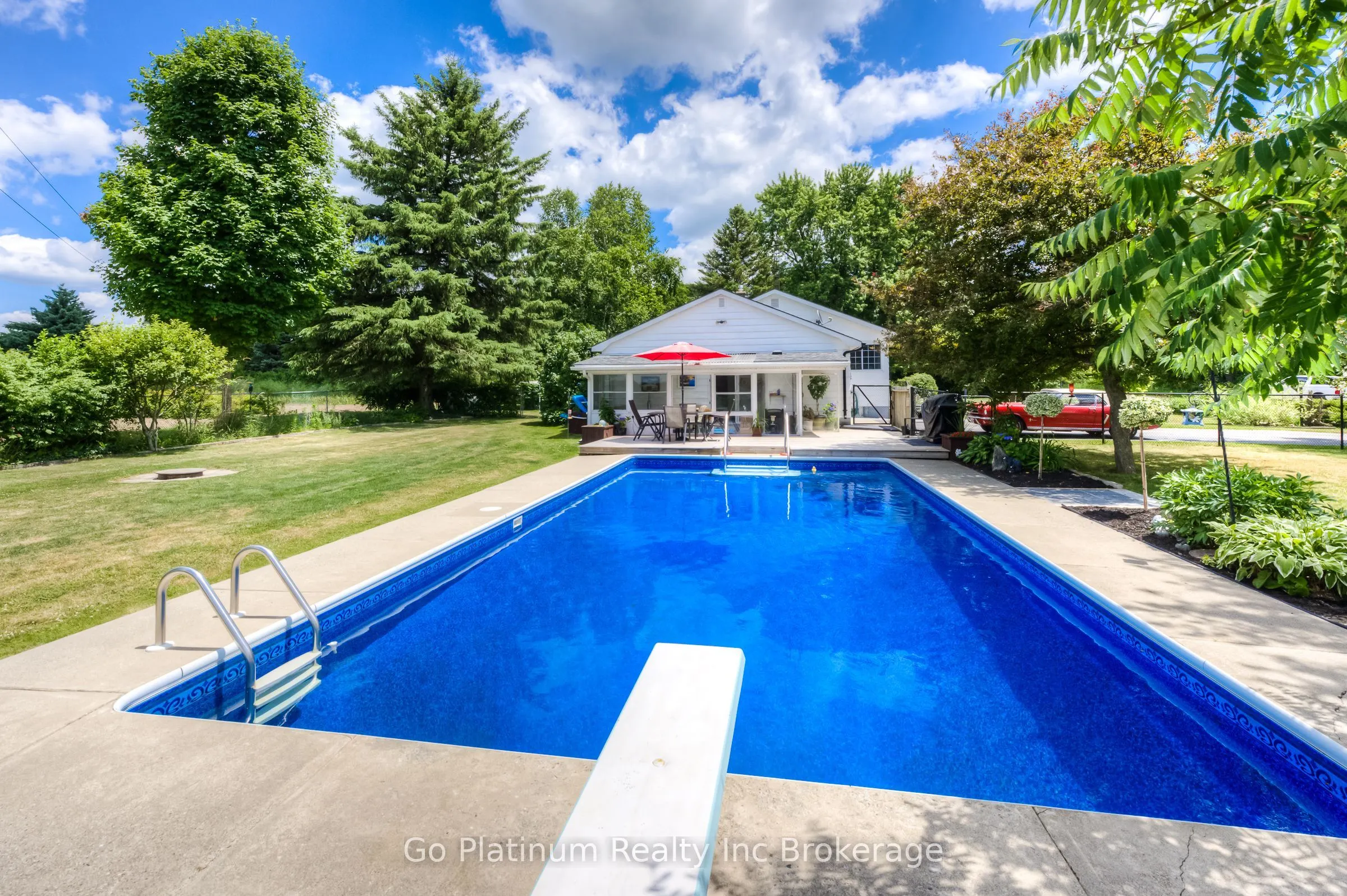 160 Eleventh Concession Road