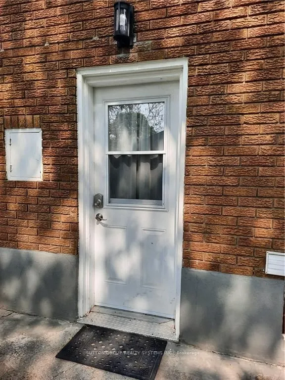 6 NORTHWOOD Drive, #Basement