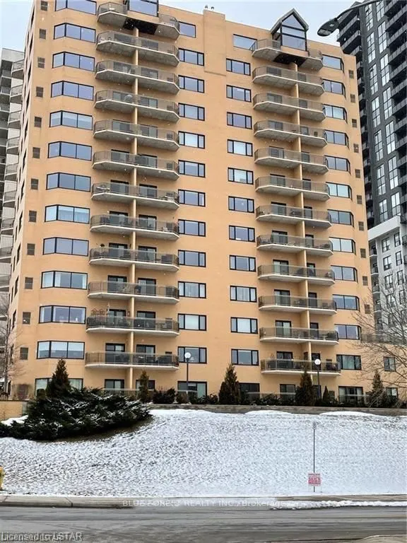 19 King Street, #903