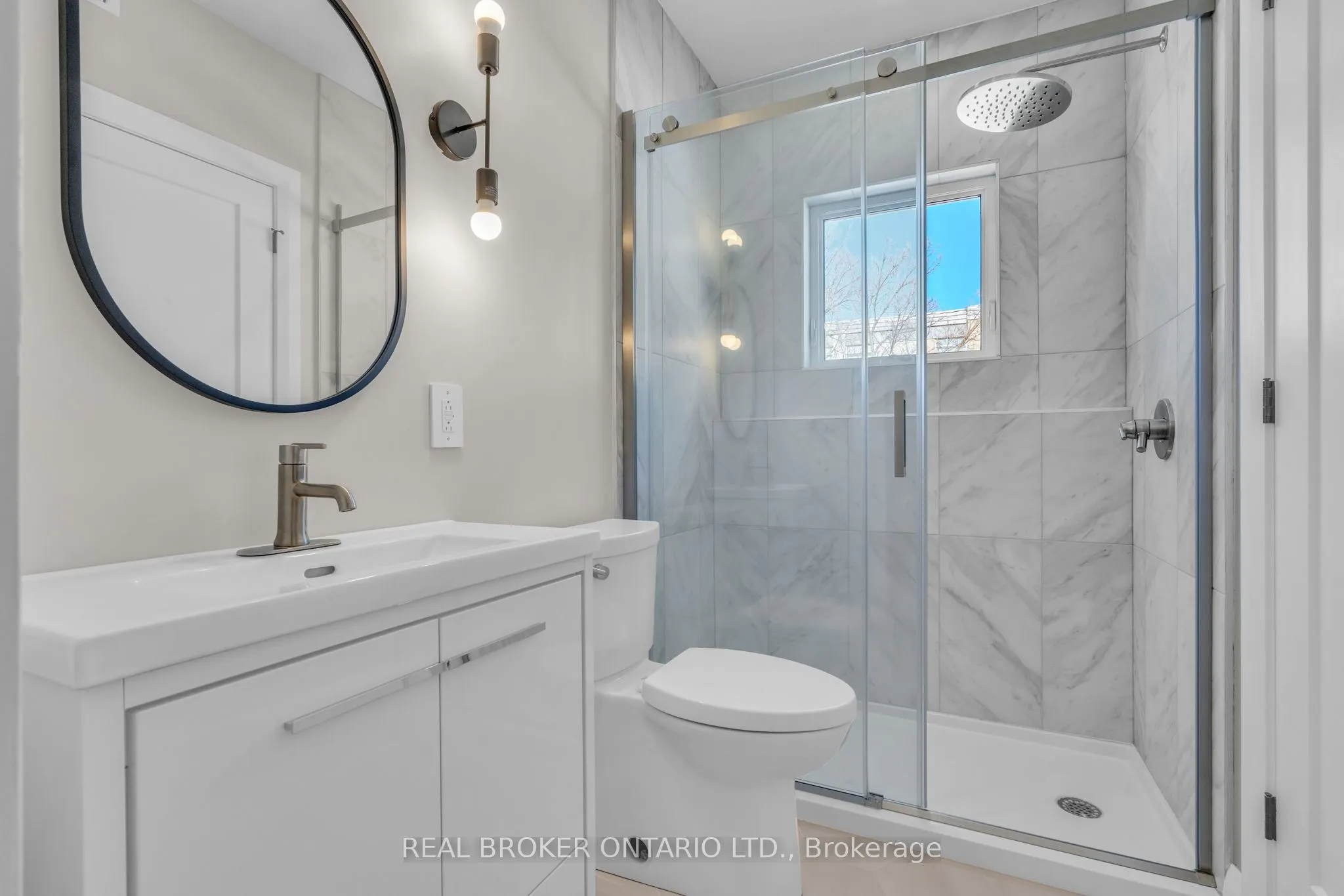 404 Arlington Avenue, #A