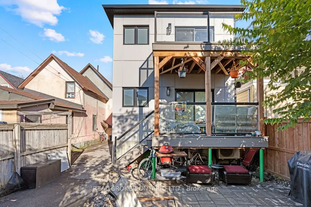 404 Arlington Avenue, #A