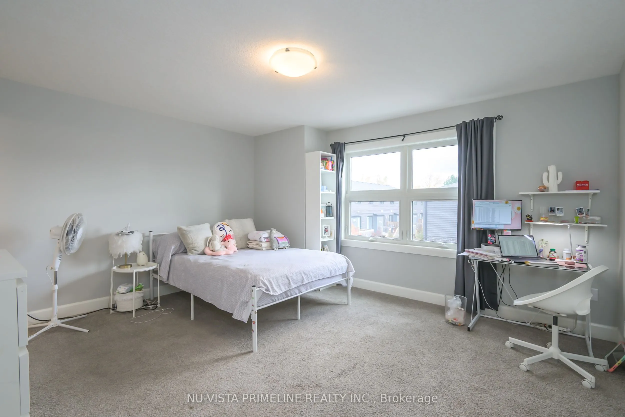 499 Sophia Crescent N, #16