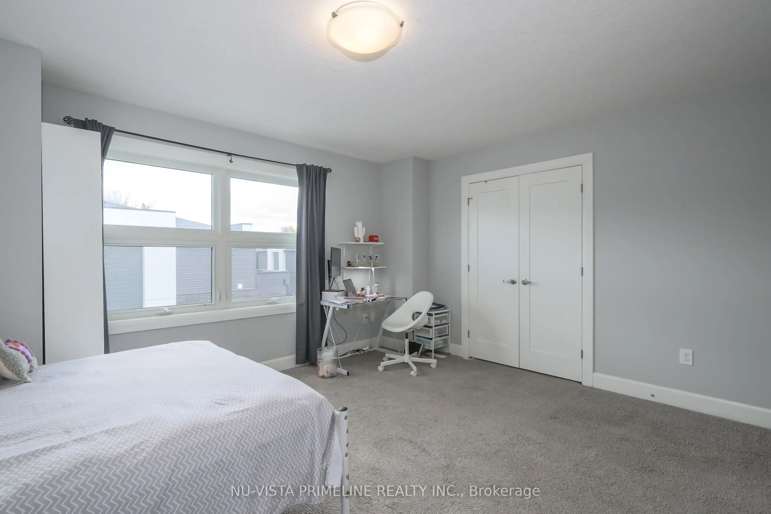499 Sophia Crescent N, #16