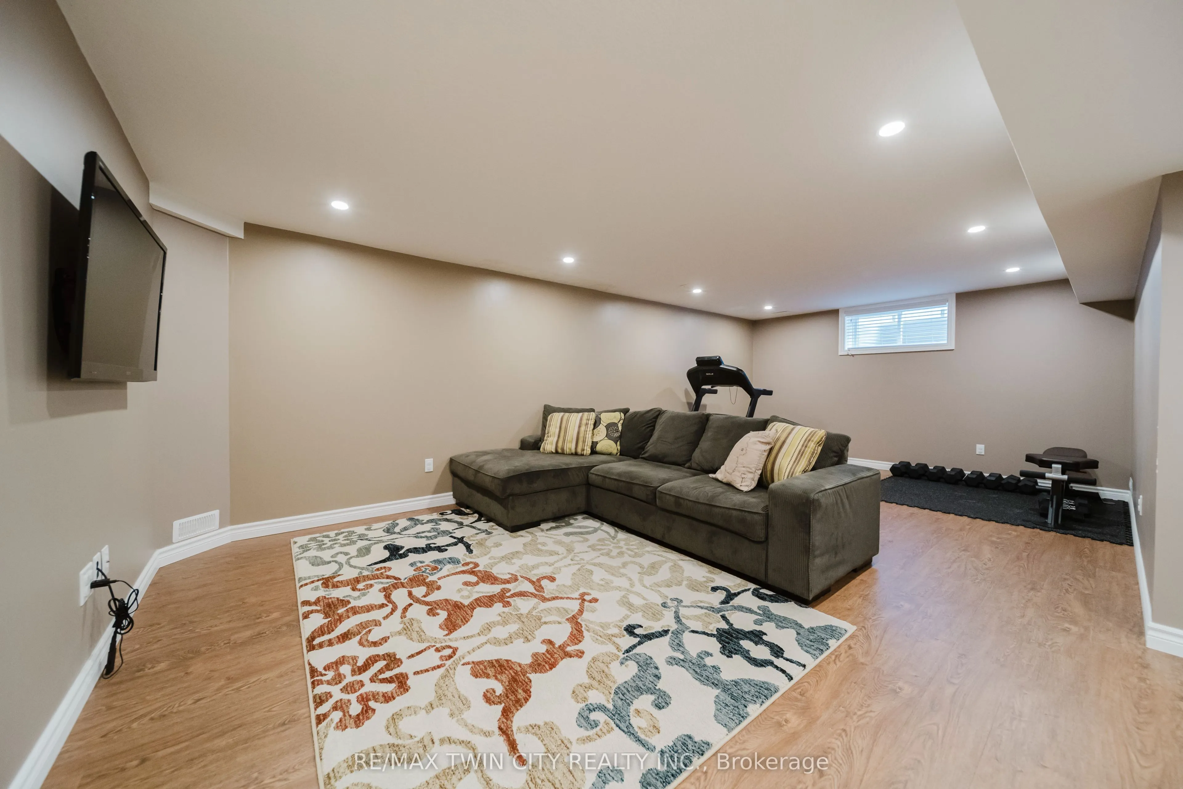 13 Erhardt Wagner Place