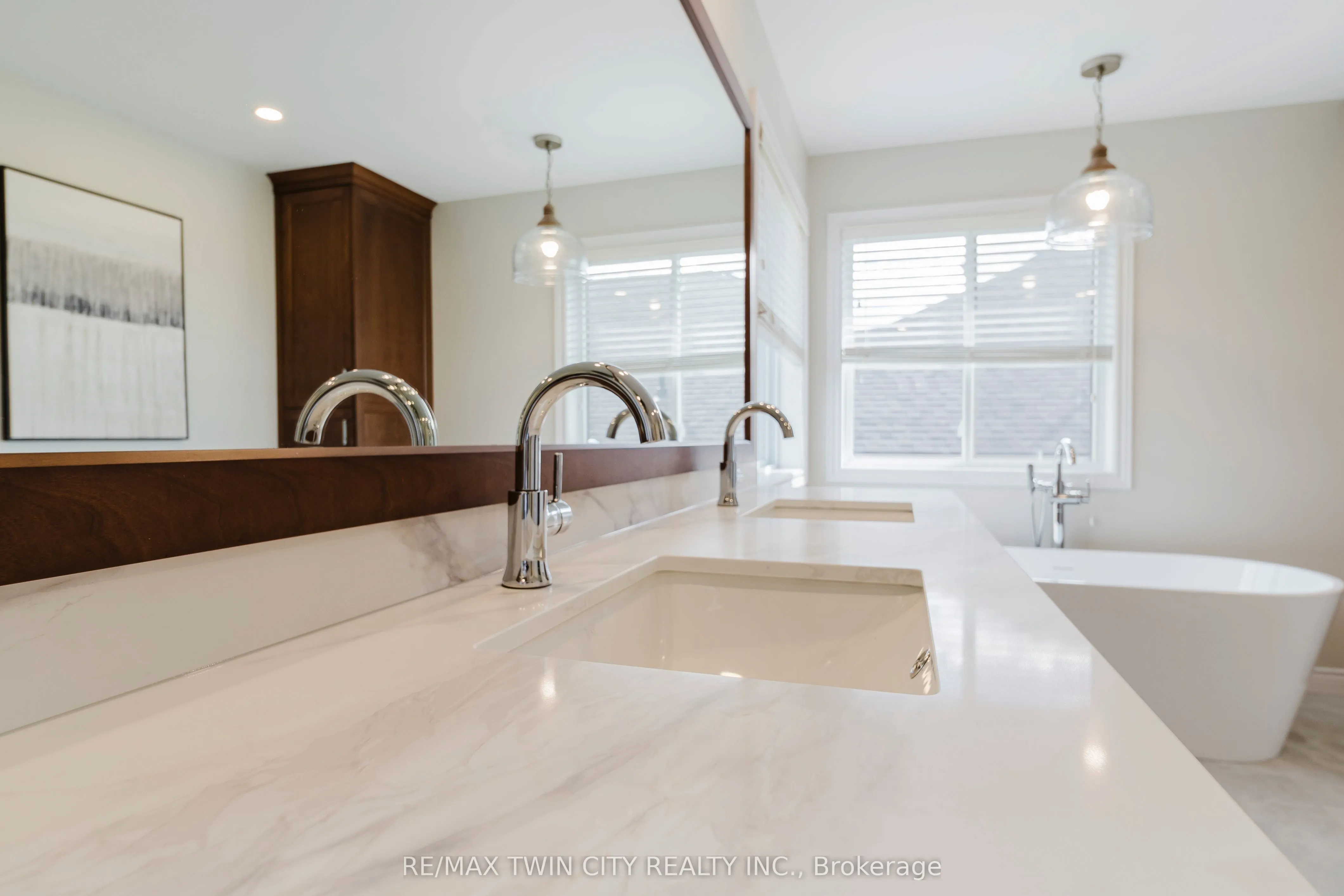 13 Erhardt Wagner Place