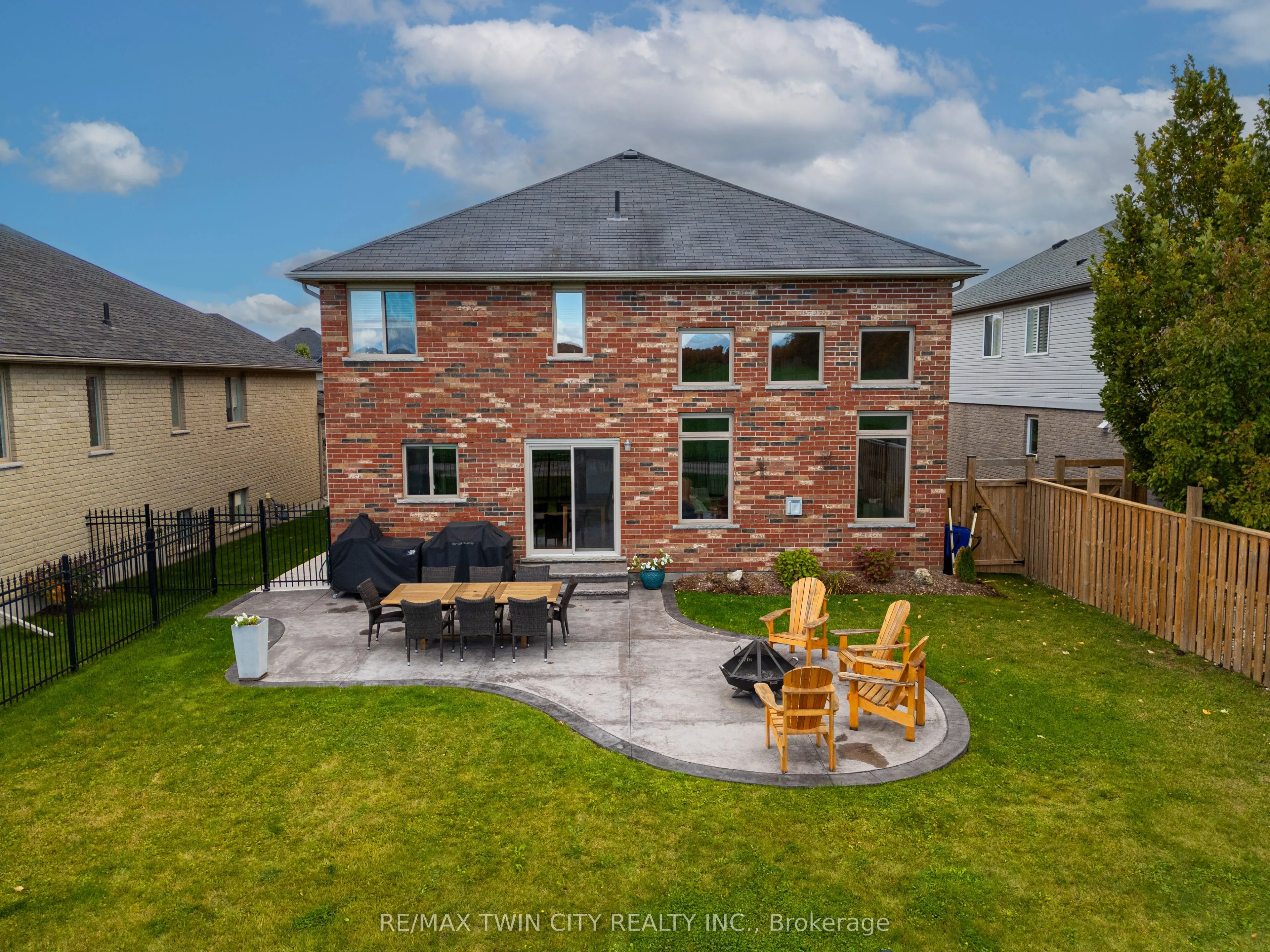 13 Erhardt Wagner Place