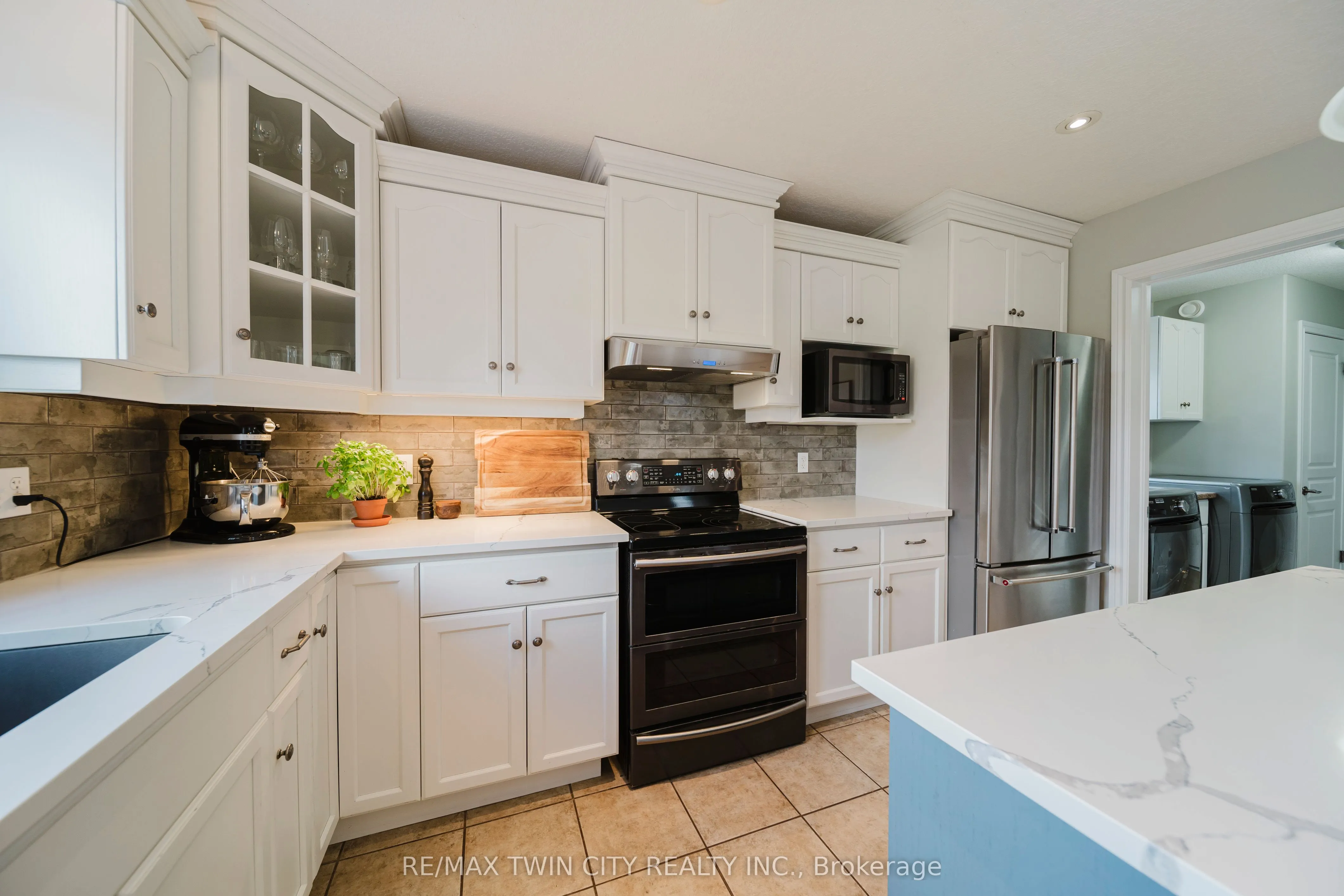 13 Erhardt Wagner Place