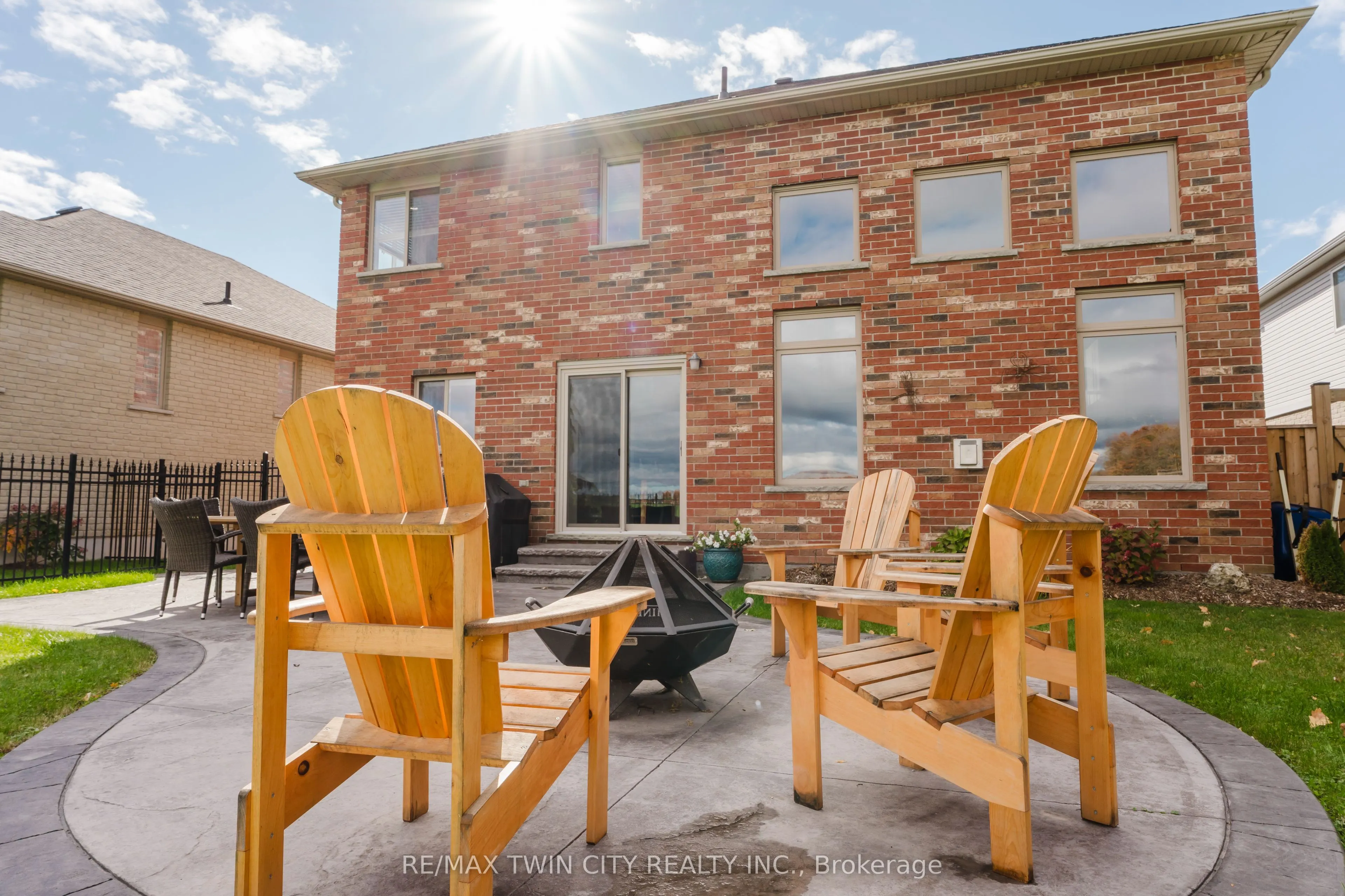 13 Erhardt Wagner Place