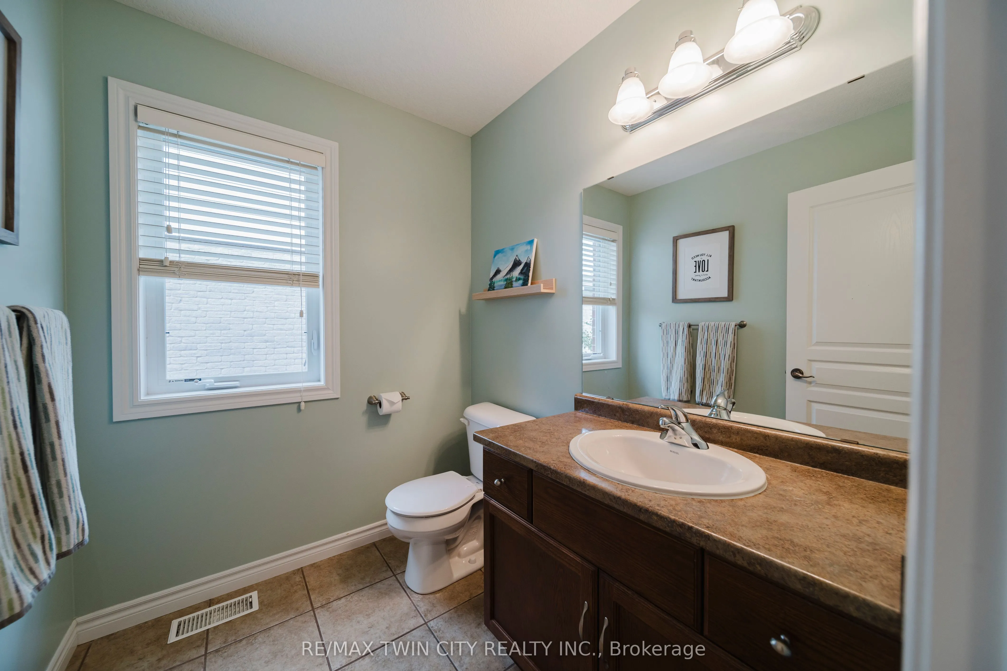 13 Erhardt Wagner Place