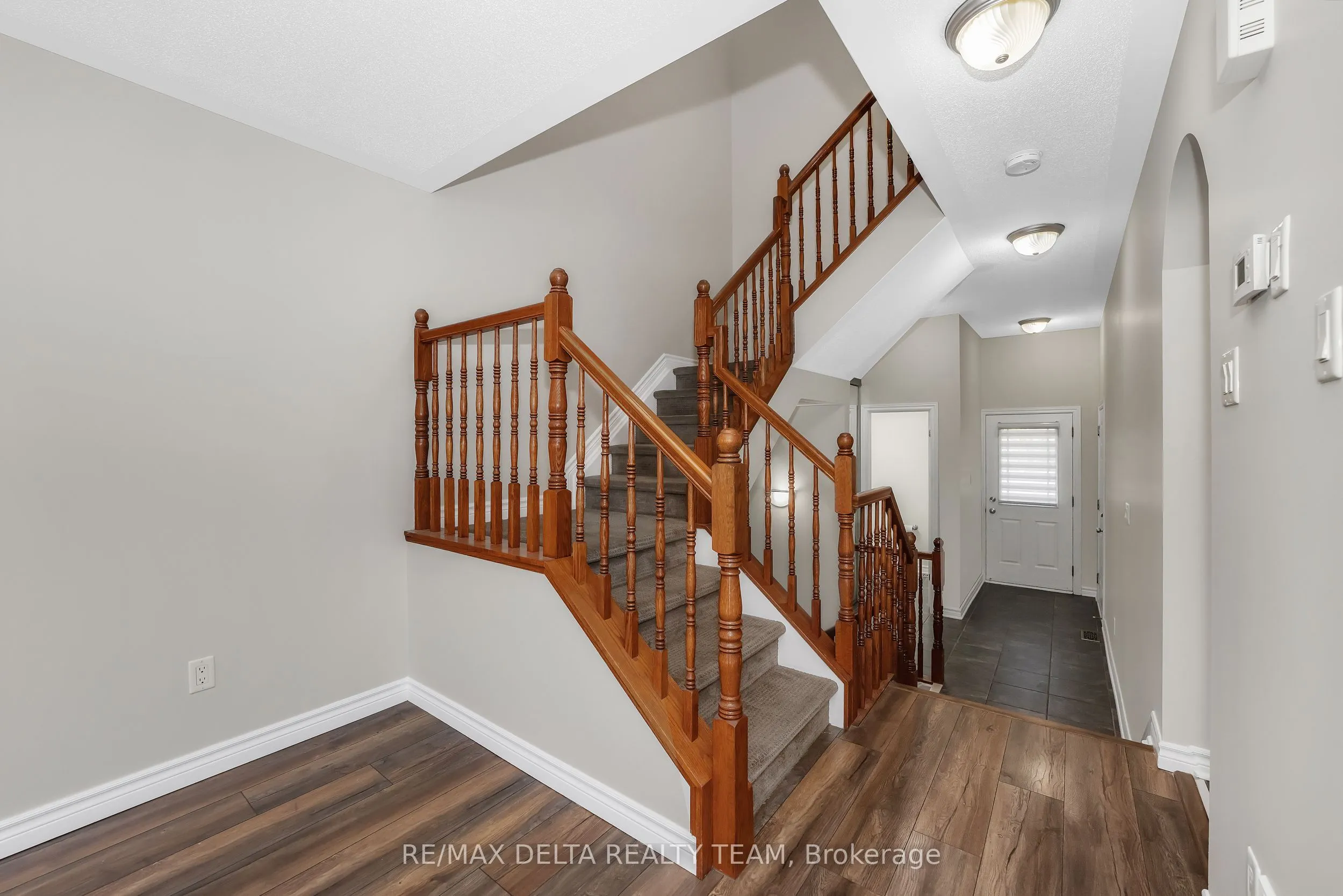 725 Whaley Ridge