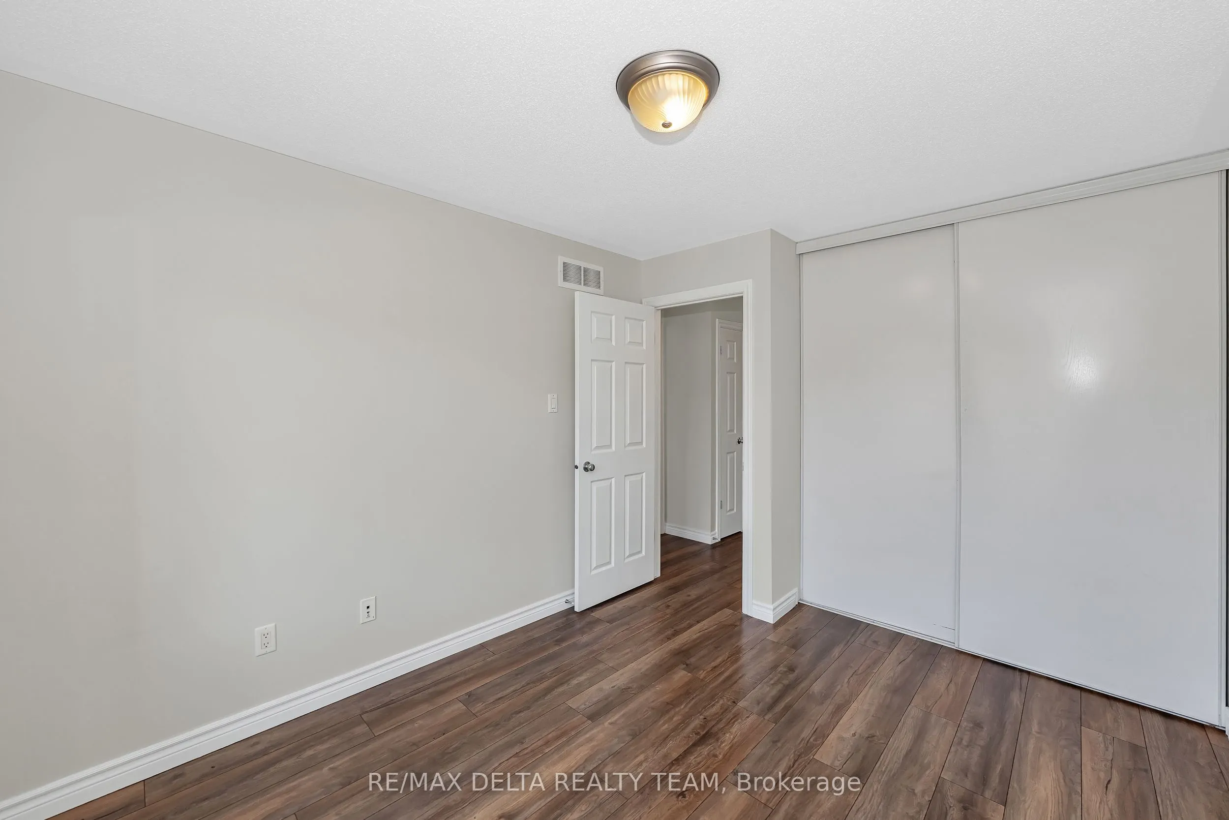 725 Whaley Ridge