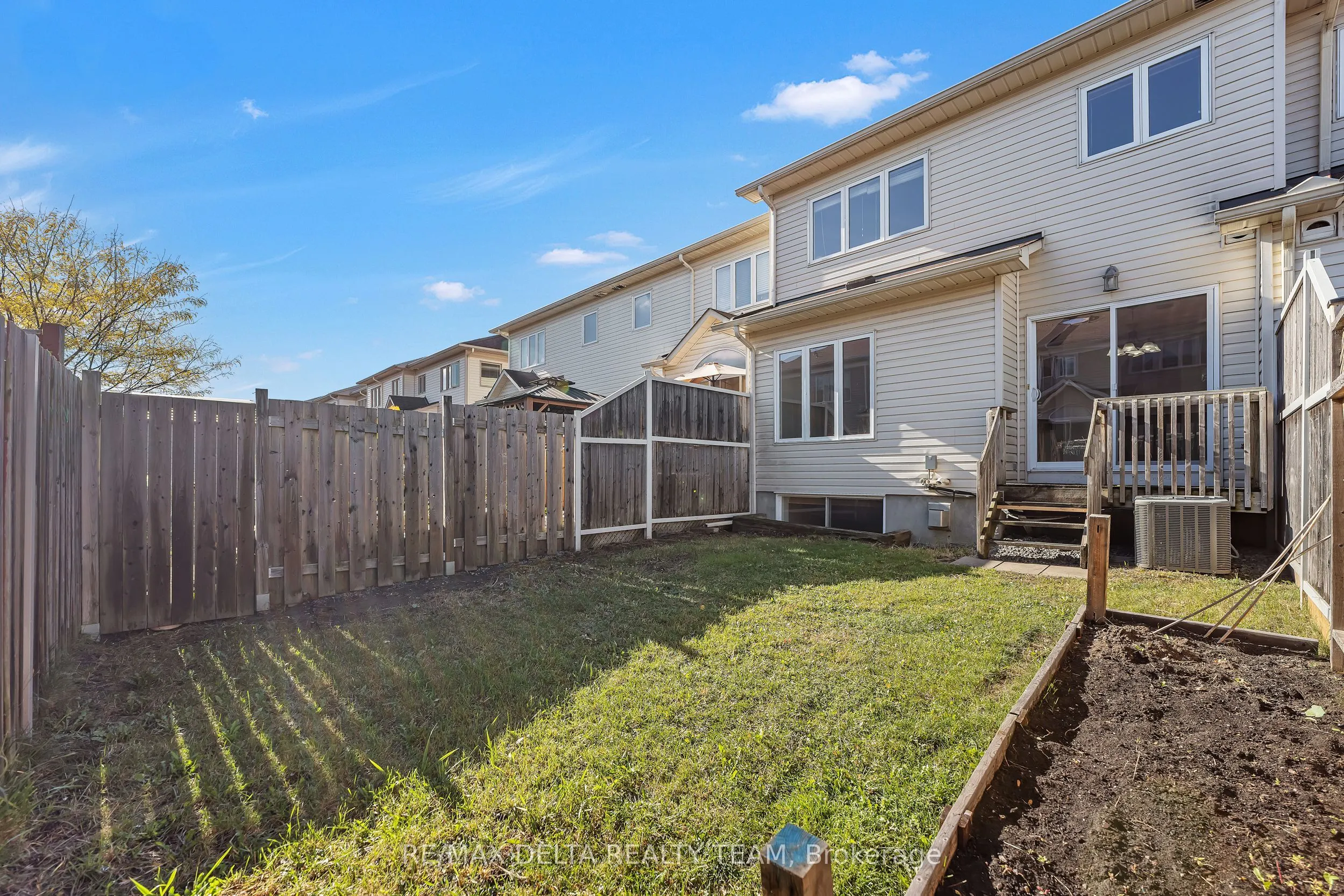 725 Whaley Ridge