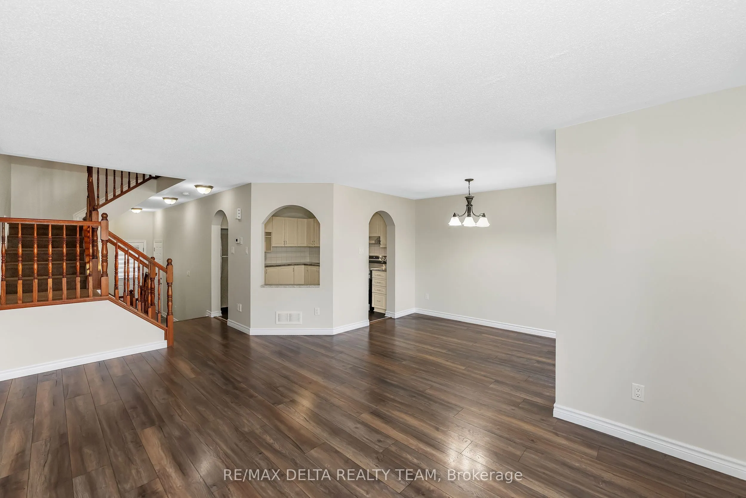 725 Whaley Ridge
