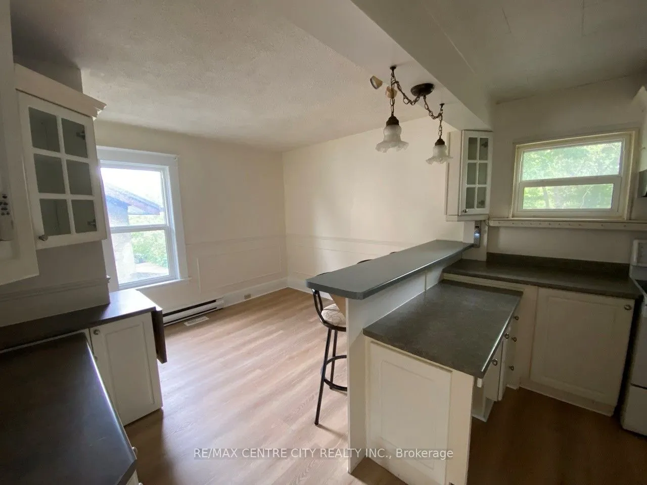 84 Wharncliffe Road S, #B